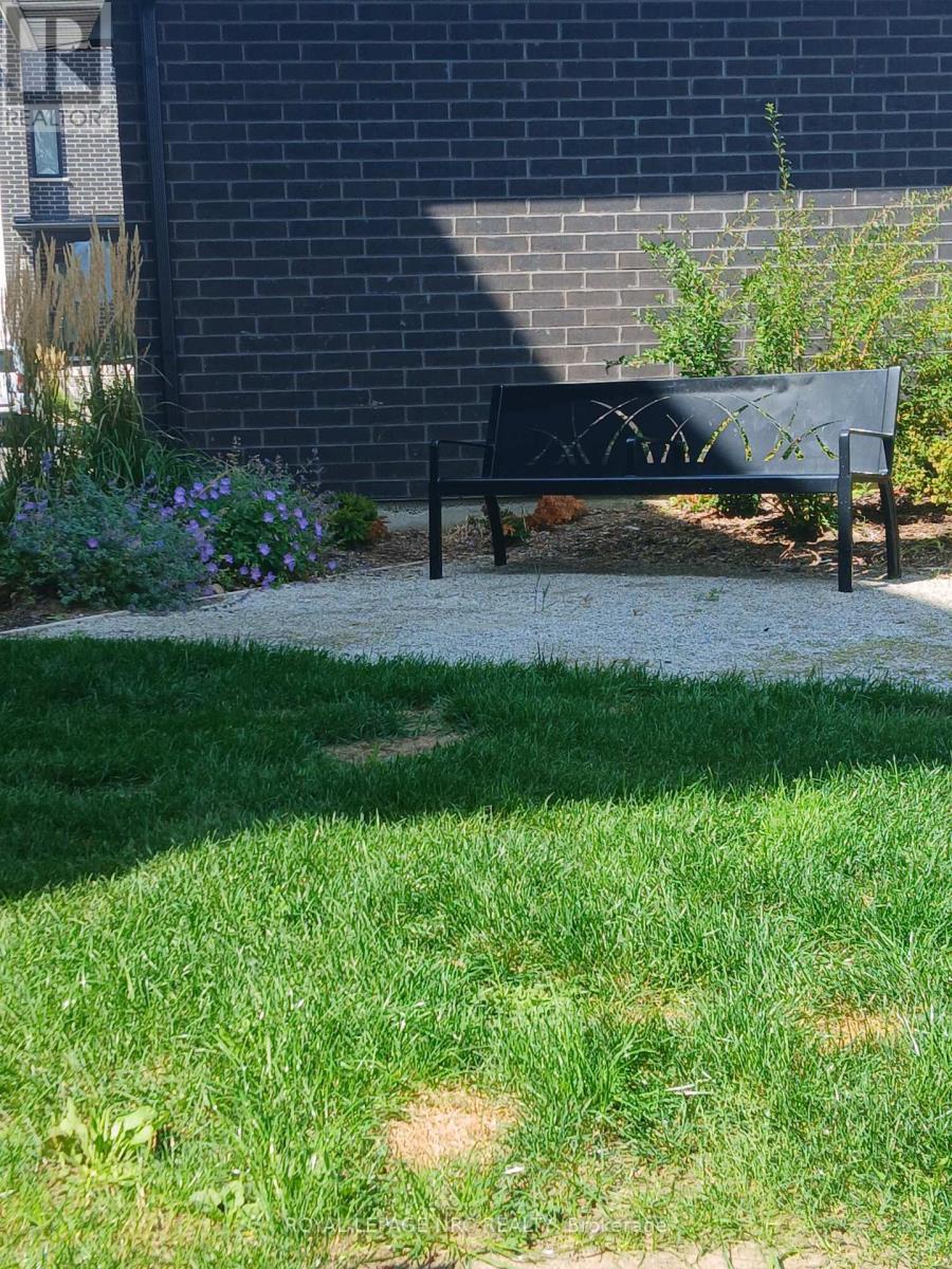 47 Lily Lane, Guelph, Ontario  N1L 1E2 - Photo 30 - X12388843
