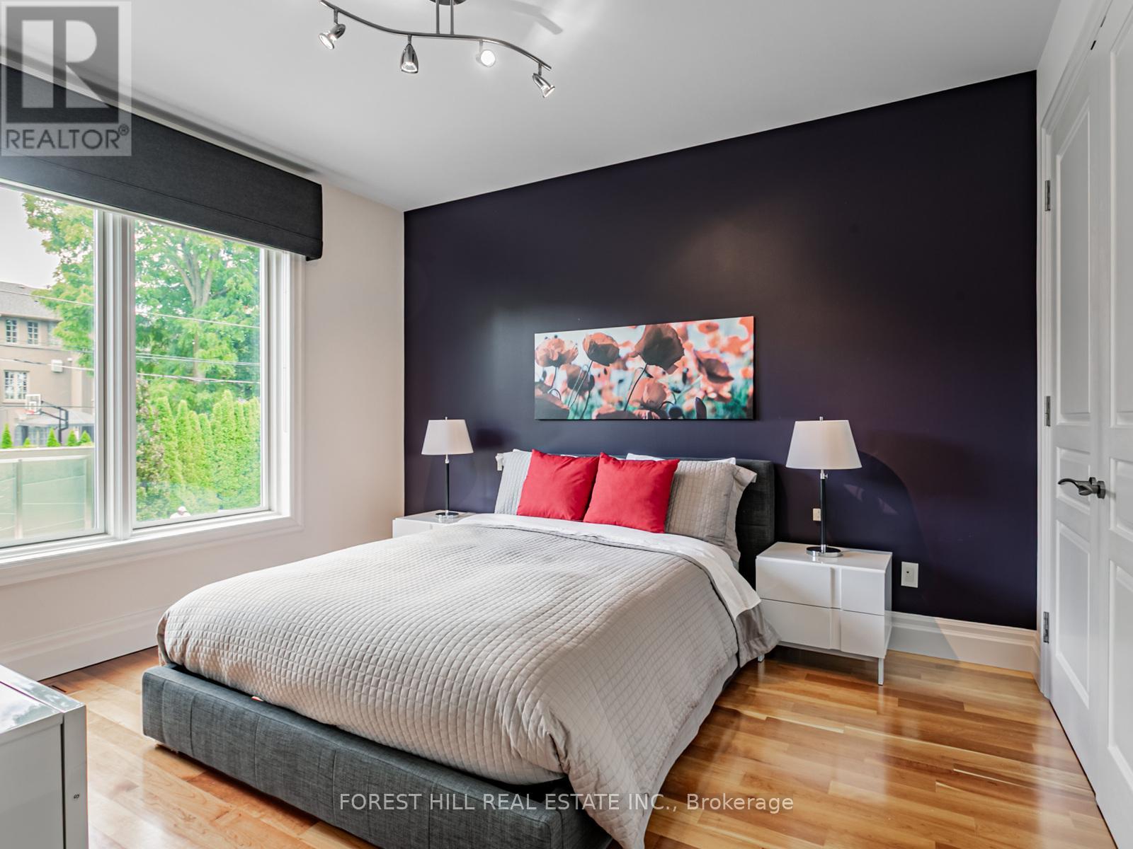 7 Cedarwood Avenue, Toronto (Bridle Path-Sunnybrook-York Mills), Ontario  M2L 1L7 - Photo 34 - C12410291