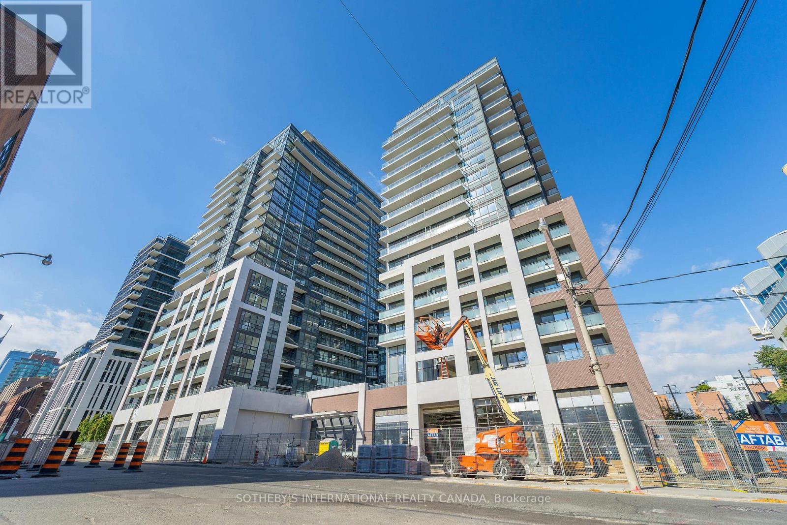 810 - 460 ADELAIDE STREET E, Toronto, Ontario