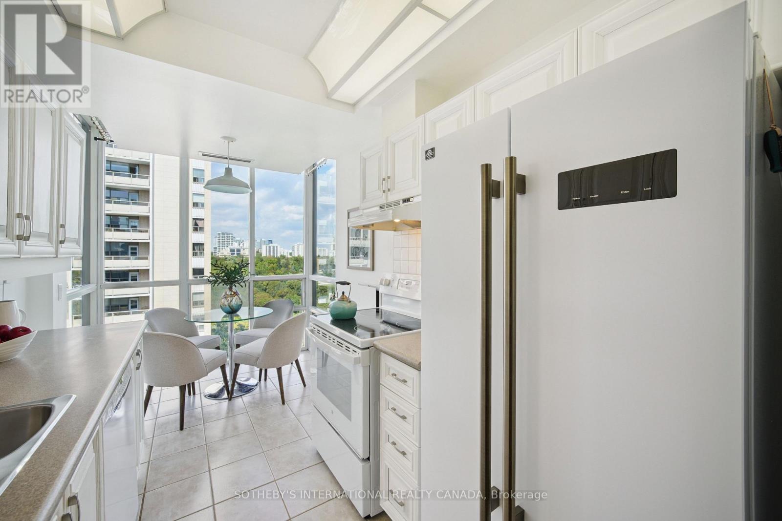 Lph08 - 38 Avoca Avenue, Toronto (Rosedale-Moore Park), Ontario  M4T 2B9 - Photo 14 - C12410382