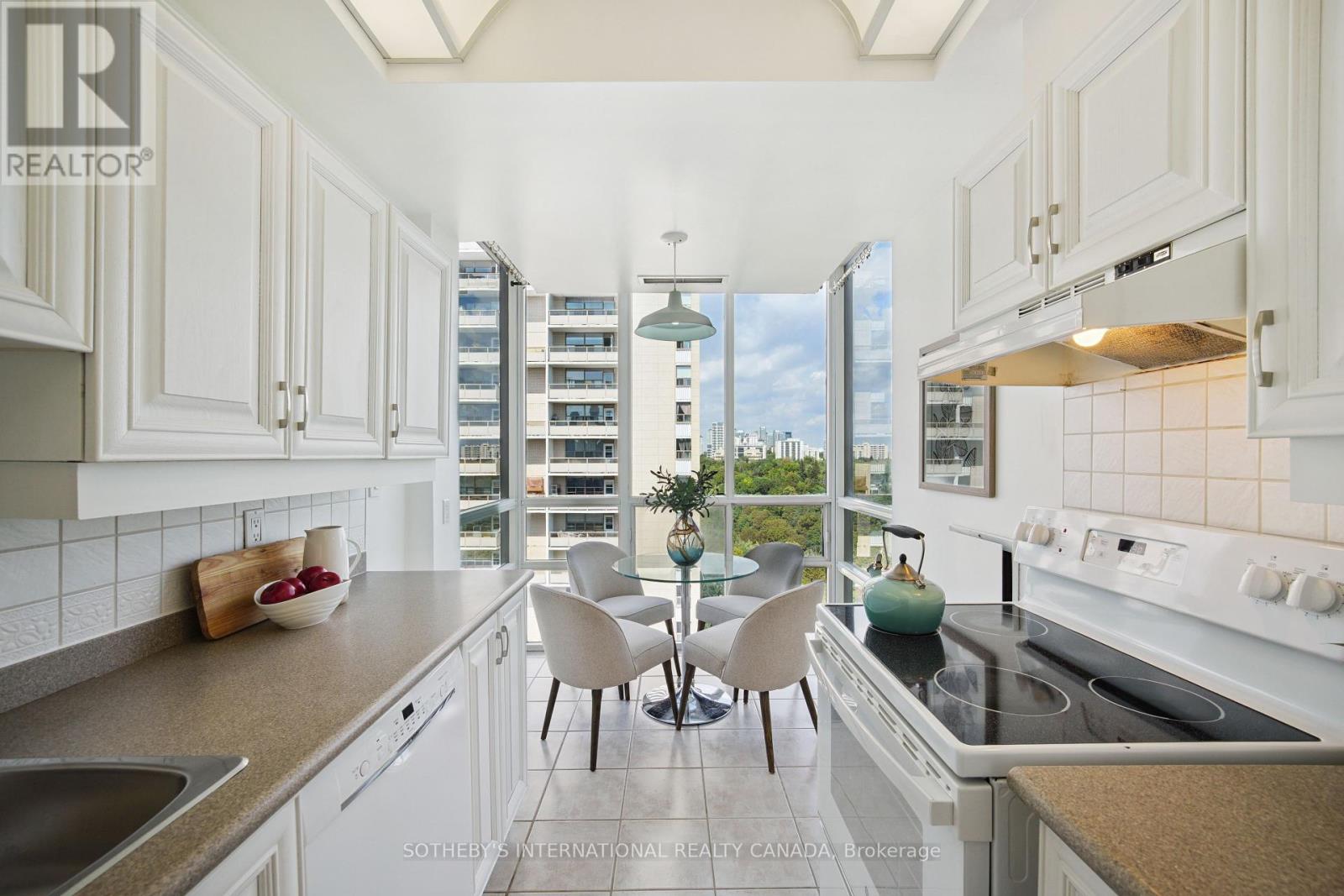 Lph08 - 38 Avoca Avenue, Toronto (Rosedale-Moore Park), Ontario  M4T 2B9 - Photo 15 - C12410382