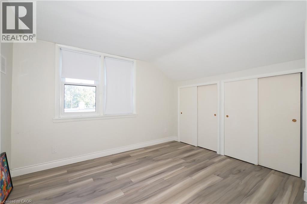 296 Dumfries Avenue, Kitchener, Ontario  N2H 2E8 - Photo 9 - 40769046