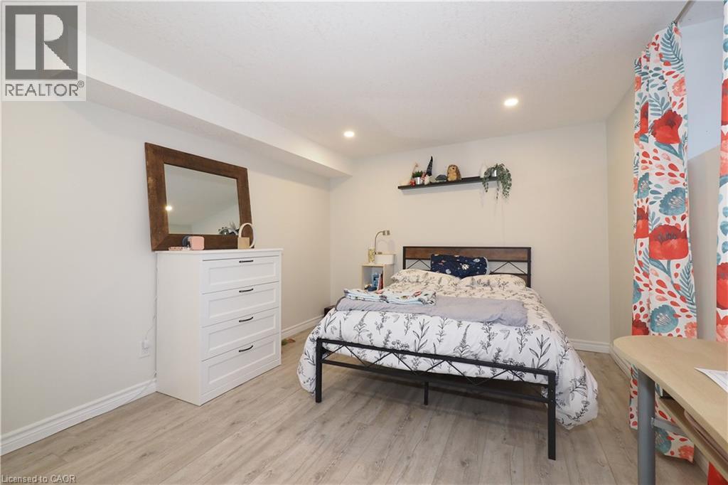 296 Dumfries Avenue, Kitchener, Ontario  N2H 2E8 - Photo 26 - 40769046