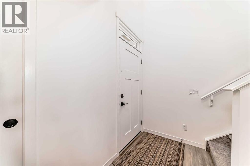 171 Hotchkiss Manor Se, Calgary, Alberta  T3S 0G5 - Photo 3 - A2241108