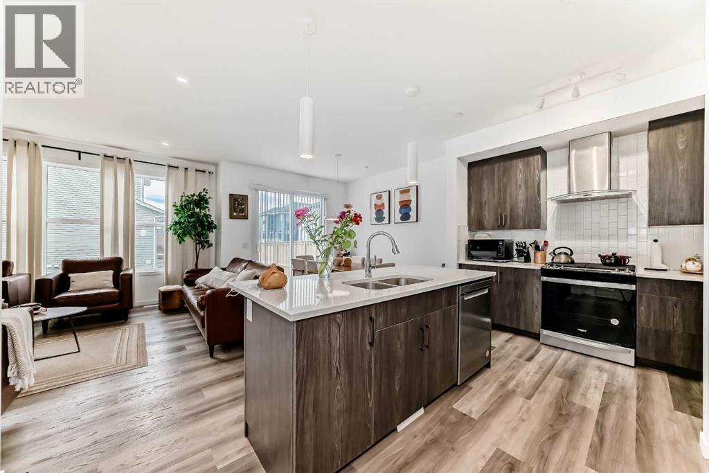 171 Hotchkiss Manor Se, Calgary, Alberta  T3S 0G5 - Photo 7 - A2241108
