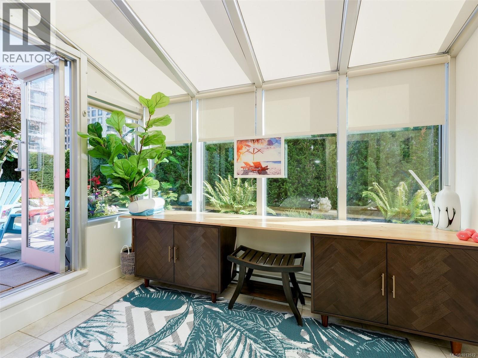 N608 737 Humboldt St, Victoria, British Columbia V8W 1B1 - Photo 16 - 1013572