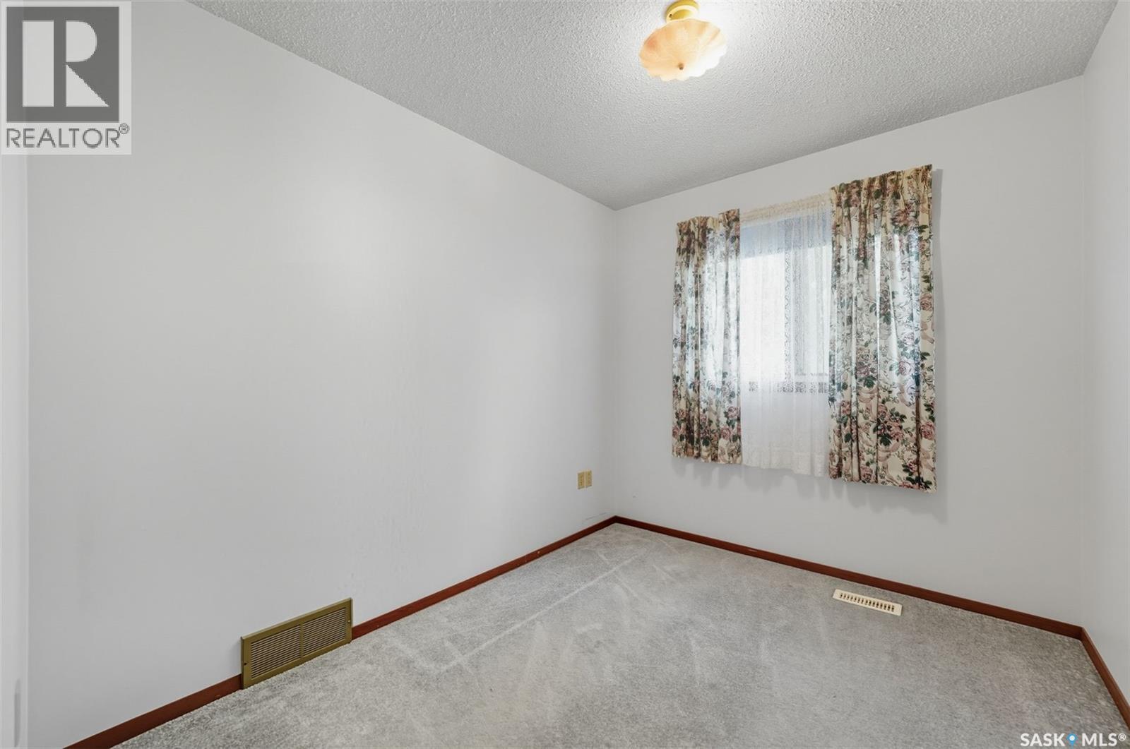 1211 16th Street, Humboldt, Saskatchewan  S0K 2A0 - Photo 17 - SK018674