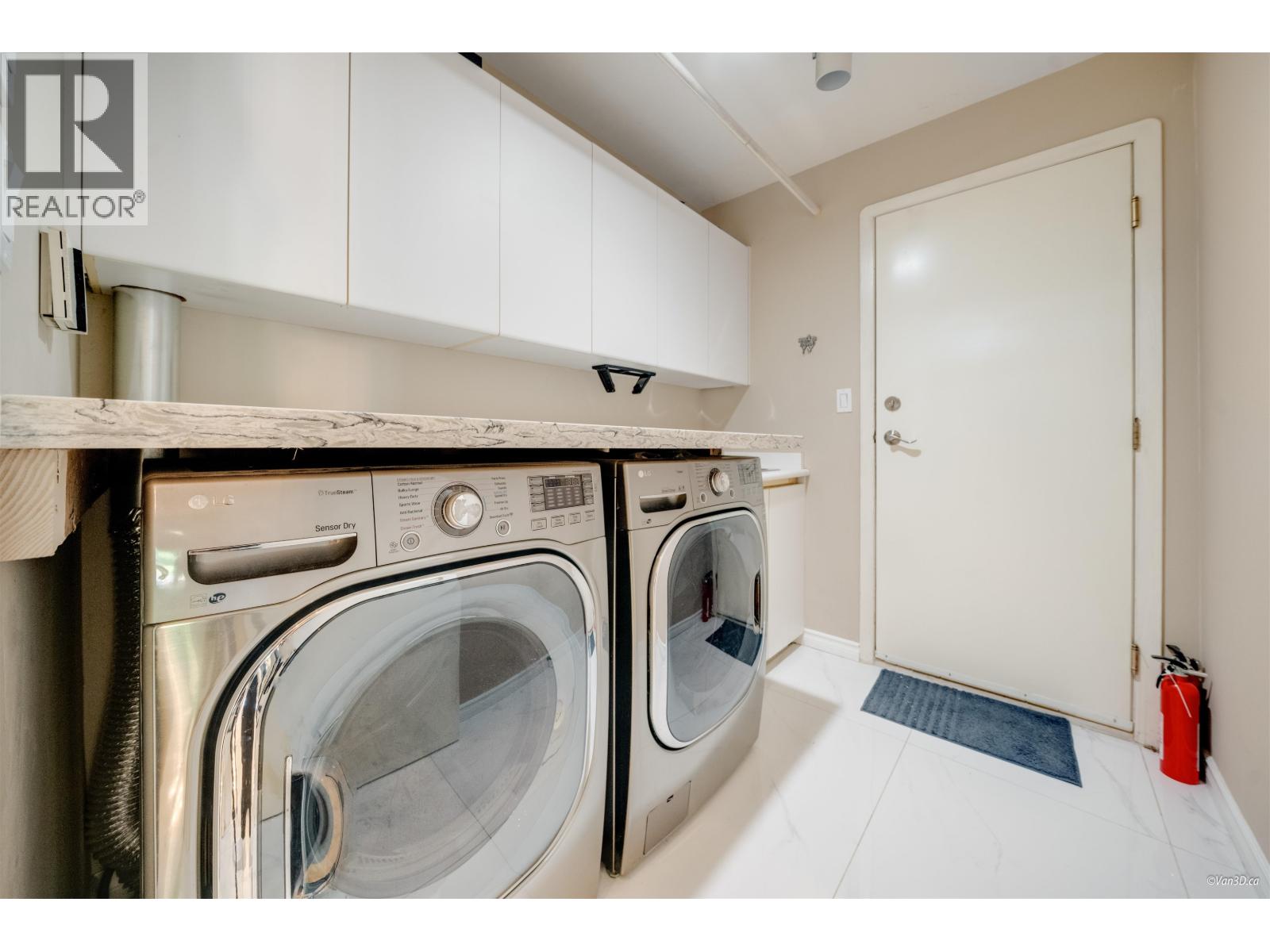 7215 Frobisher Drive, Richmond, British Columbia  V7C 4P8 - Photo 17 - R3049043