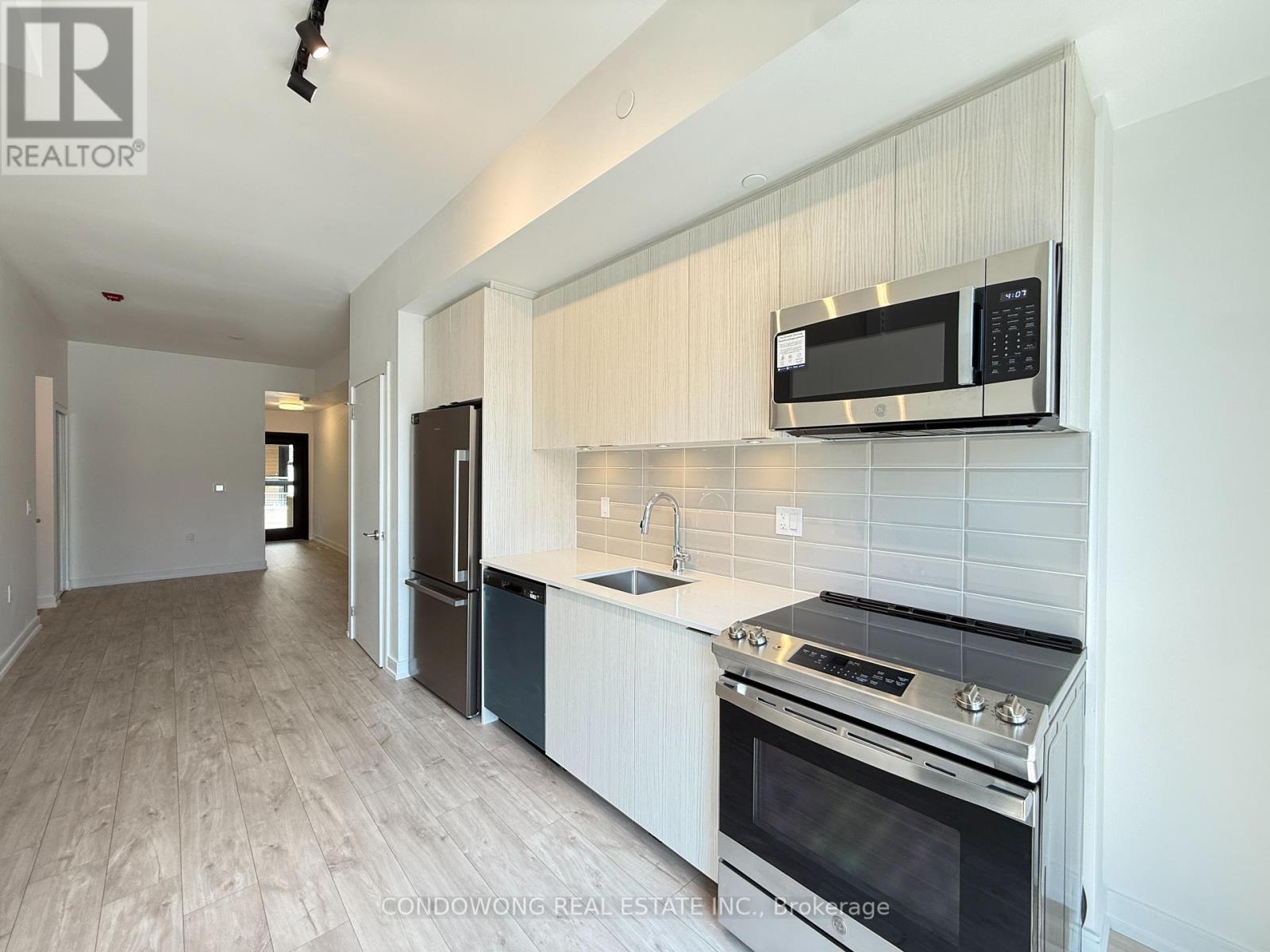 4 - 168 Clonmore Drive, Toronto, Ontario  M1N 0B9 - Photo 3 - E12410313