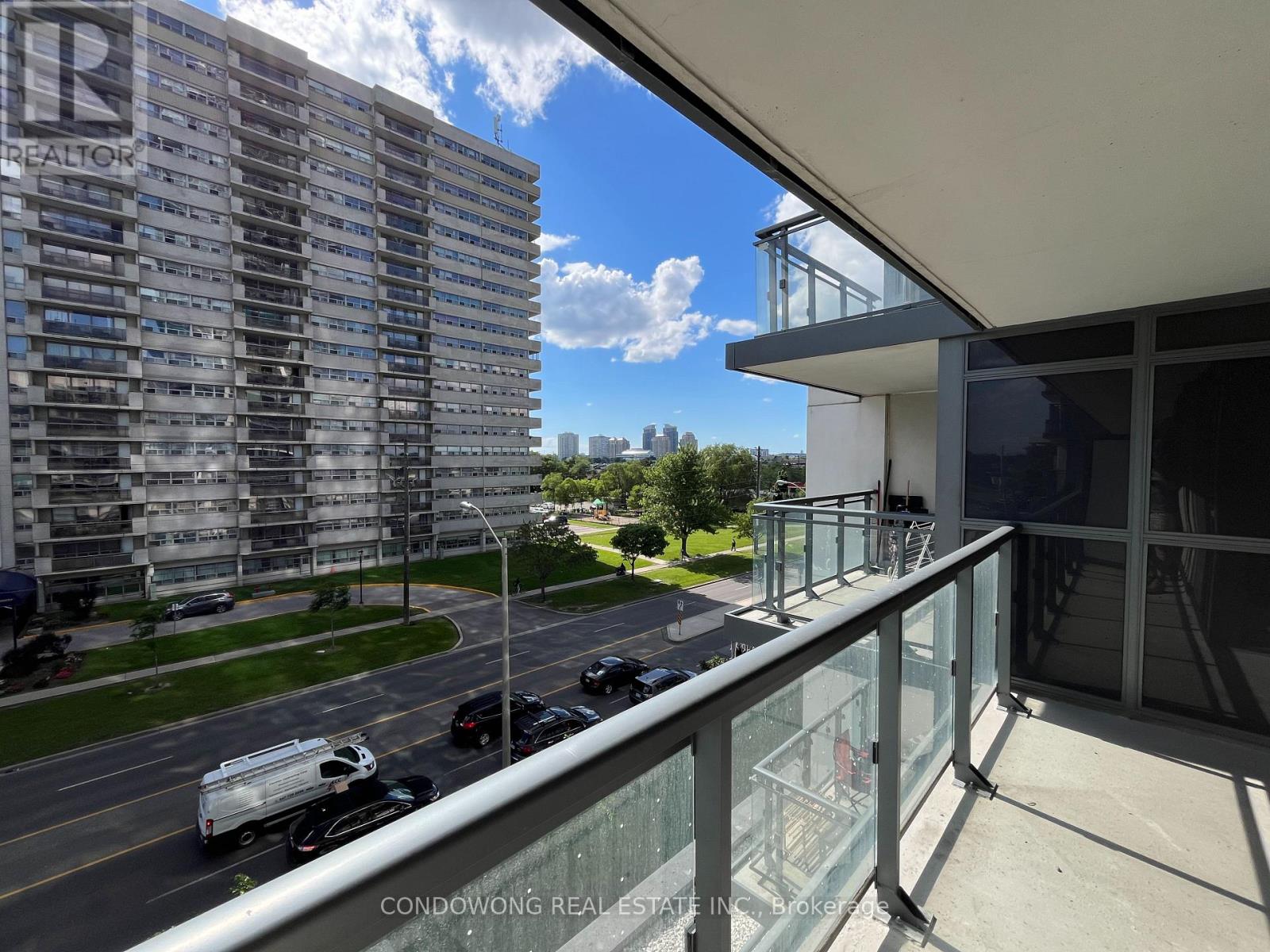 408 - 30 Meadowglen Place, Toronto, Ontario  M1G 0A6 - Photo 8 - E12410345