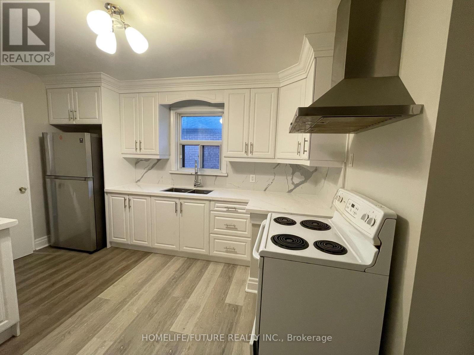 Main - 17 Flintridge Road, Toronto, Ontario  M1P 1C2 - Photo 3 - E12410423