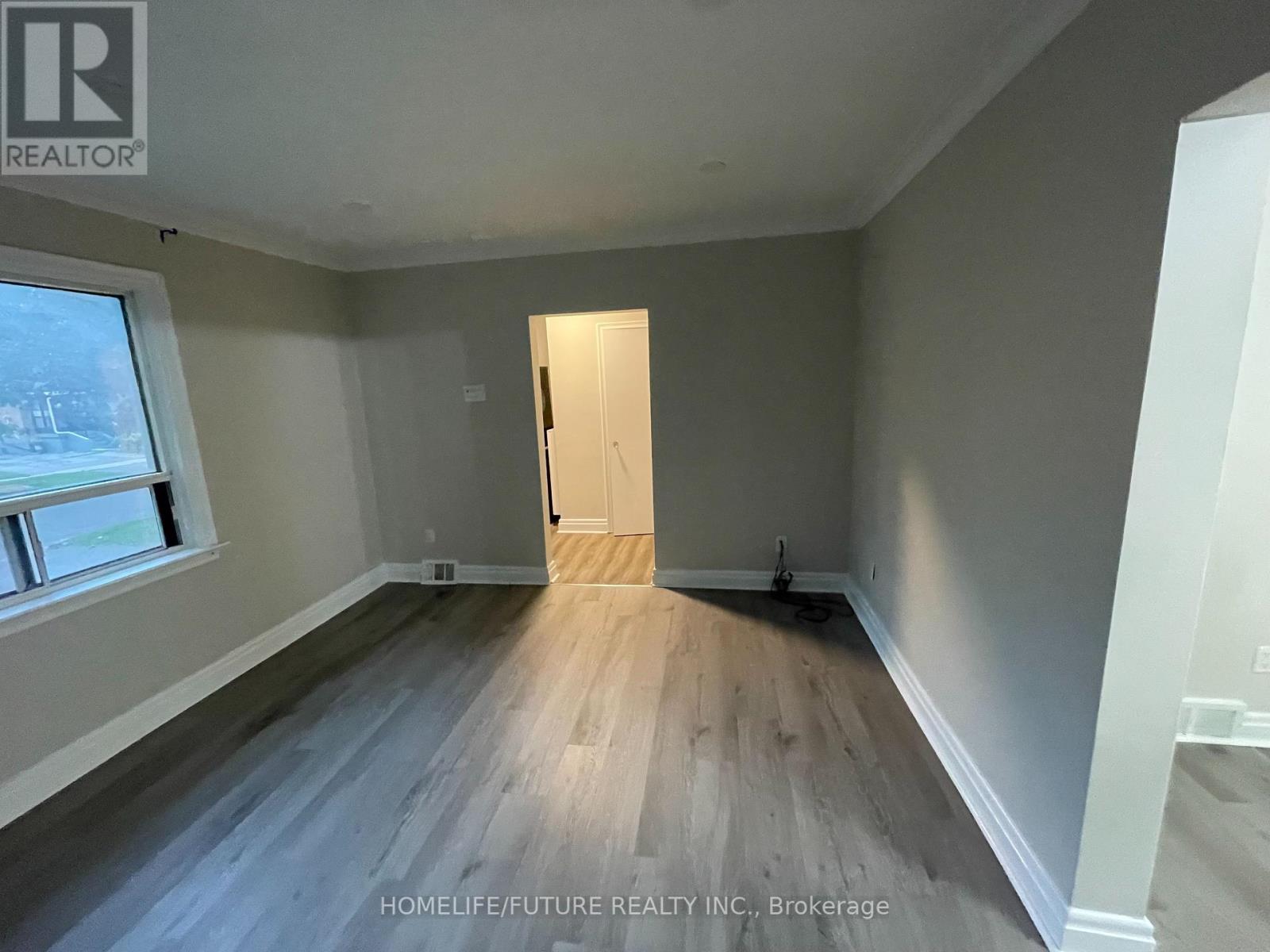Main - 17 Flintridge Road, Toronto, Ontario  M1P 1C2 - Photo 4 - E12410423