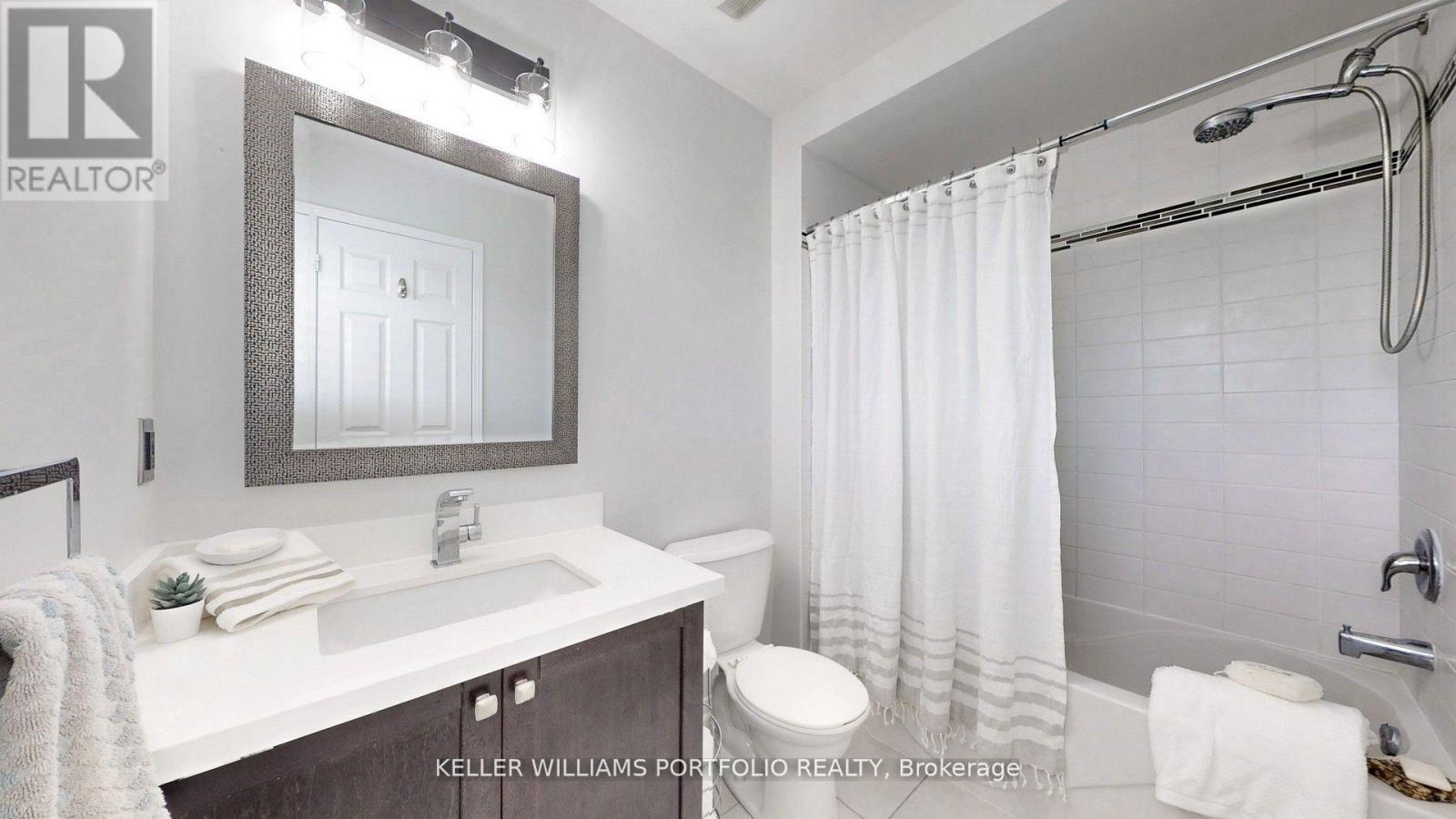 773 Miller Park Avenue, Bradford West Gwillimbury, Ontario  L3Z 0L8 - Photo 18 - N12410303
