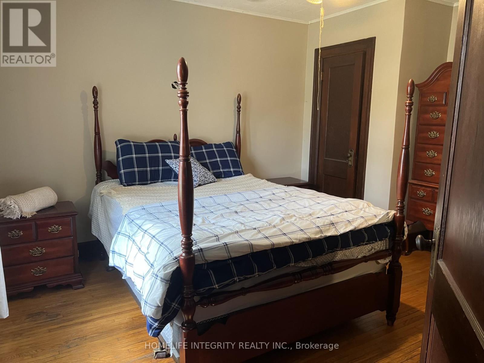 198 Victoria Street W, New Tecumseth, Ontario  L9R 1L9 - Photo 7 - N12410413