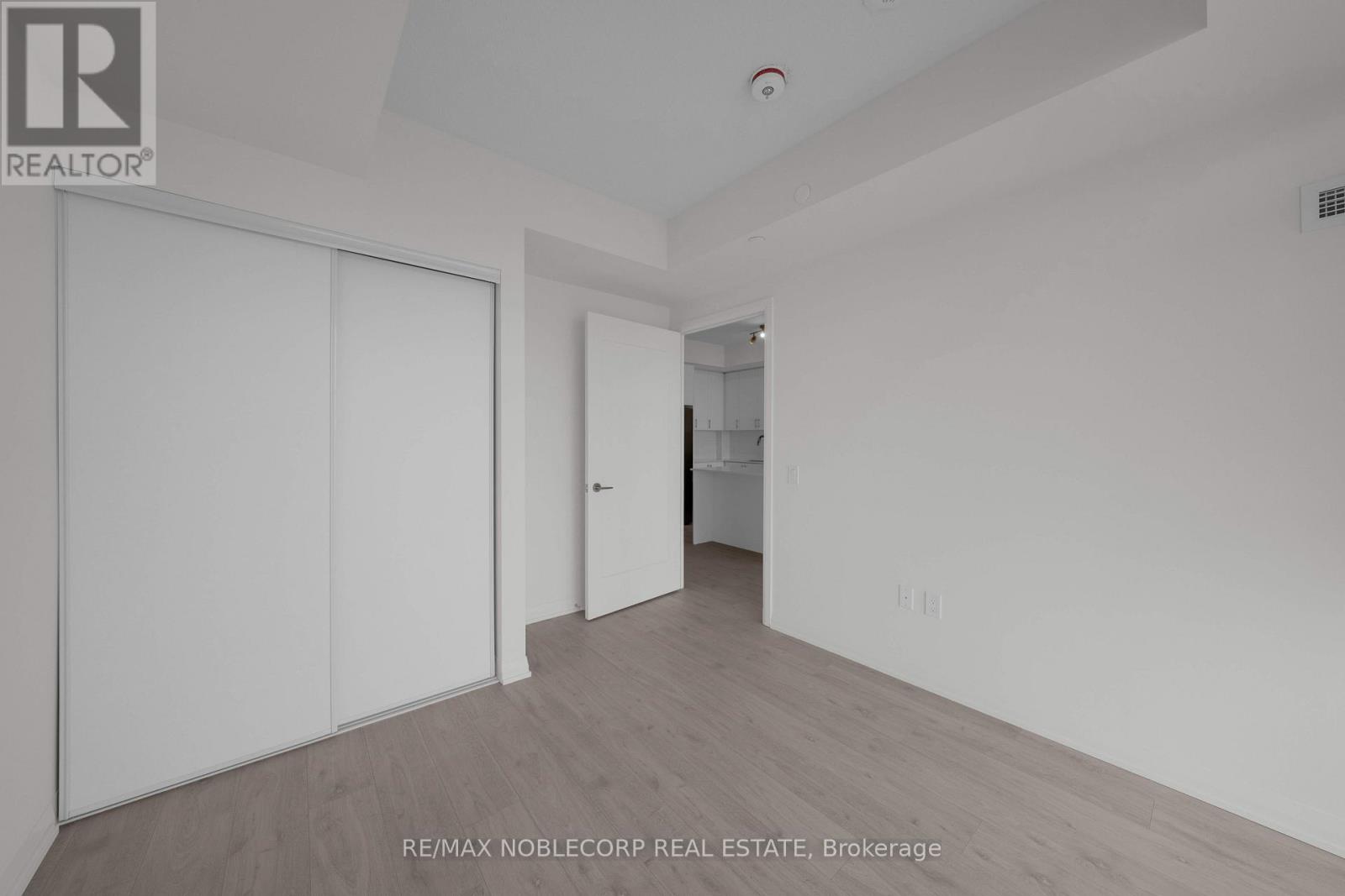 2107 - 8960 Jane Street, Vaughan (Vellore Village), Ontario  L4K 2M9 - Photo 24 - N12410428