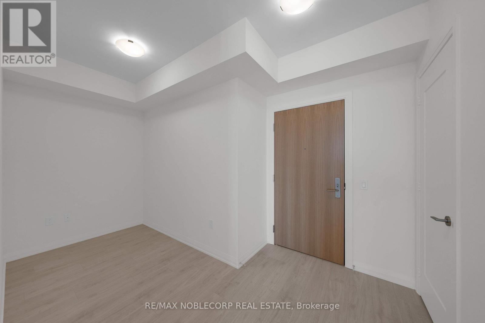 2107 - 8960 Jane Street, Vaughan (Vellore Village), Ontario  L4K 2M9 - Photo 7 - N12410428