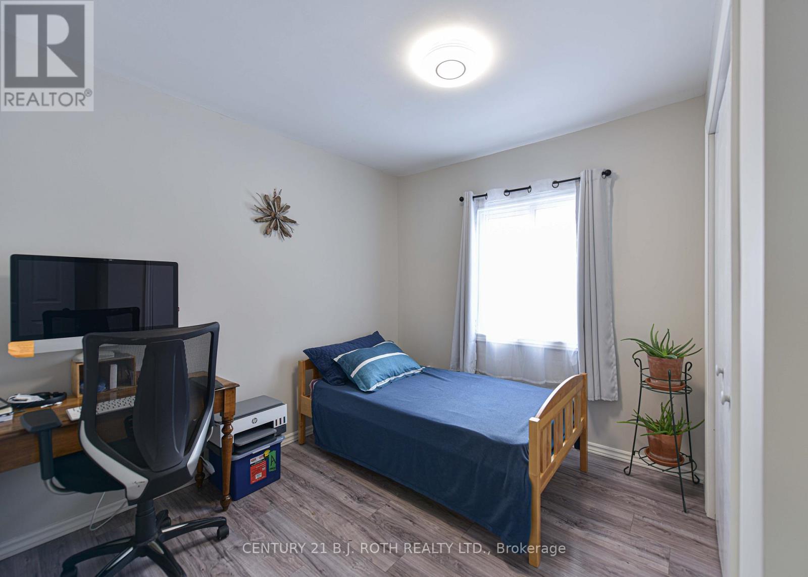 7187 Beach Drive, Ramara, Ontario  L0K 2B0 - Photo 20 - S12410309