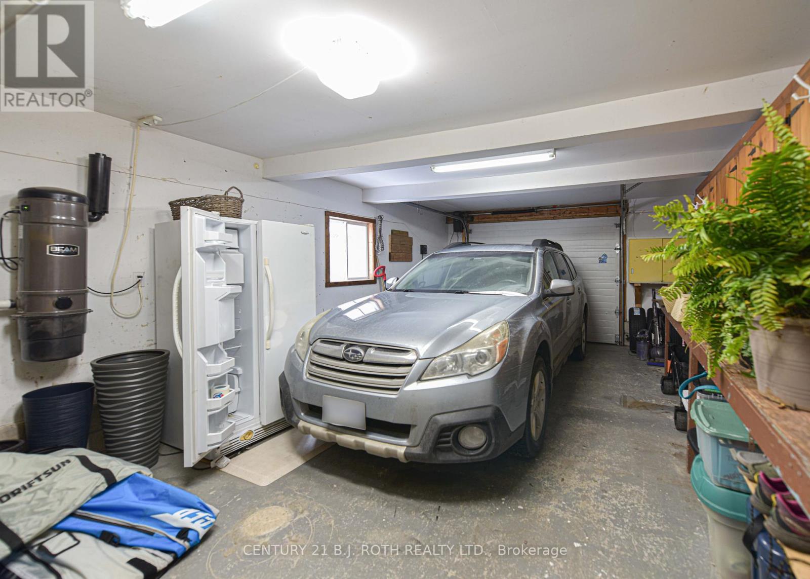 7187 Beach Drive, Ramara, Ontario  L0K 2B0 - Photo 34 - S12410309