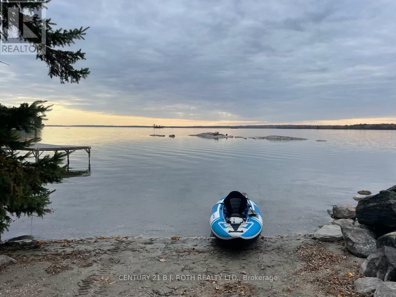 7187 Beach Drive, Ramara, Ontario  L0K 2B0 - Photo 37 - S12410309