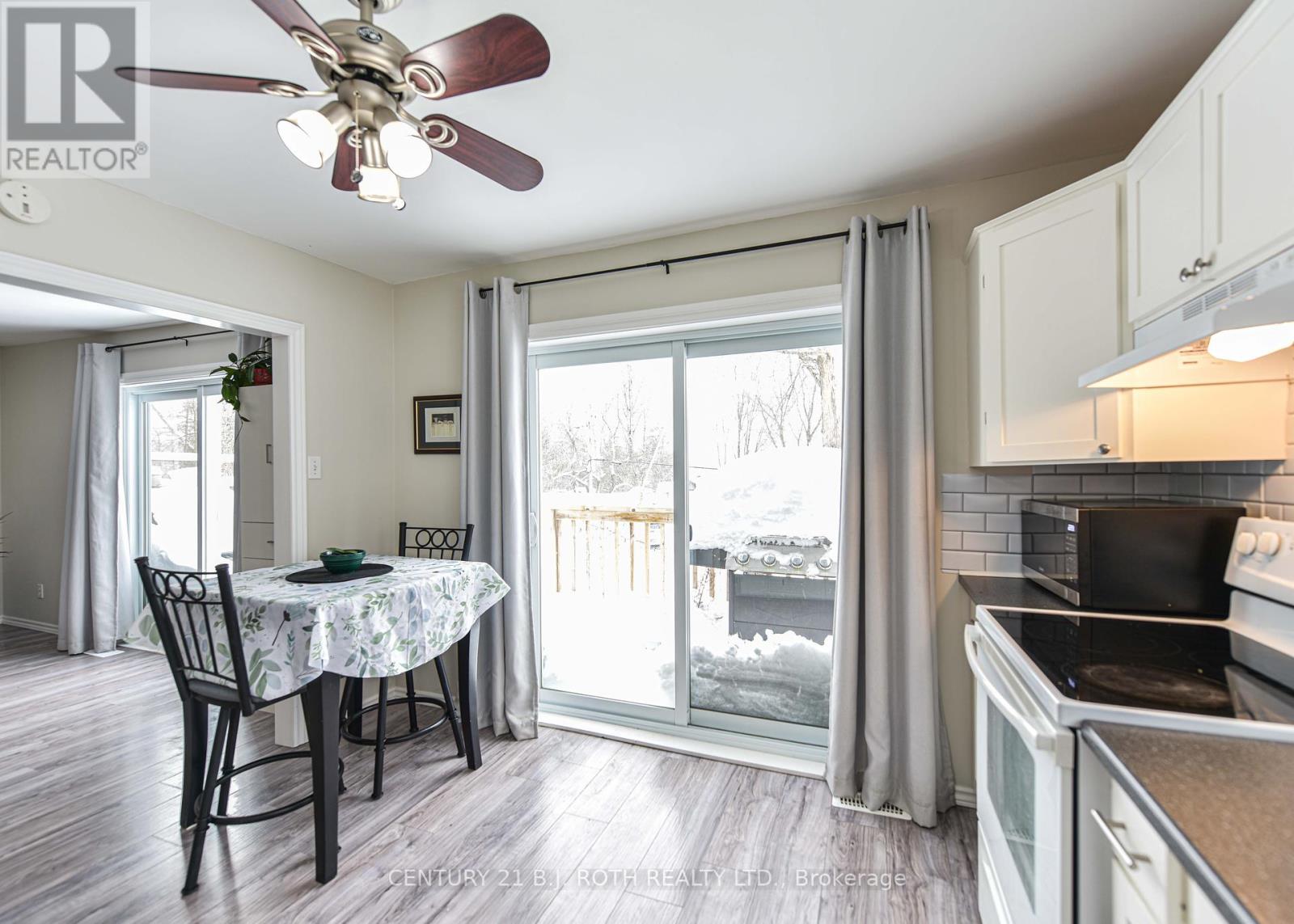 7187 Beach Drive, Ramara, Ontario  L0K 2B0 - Photo 6 - S12410309