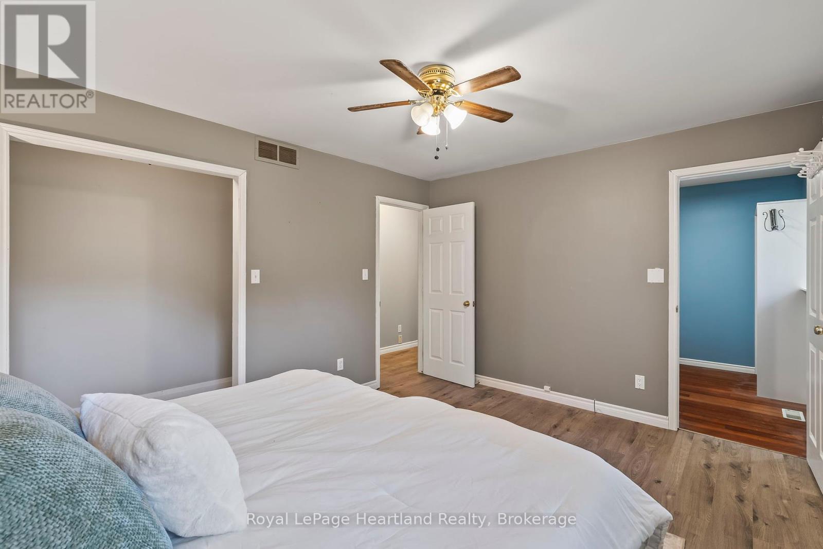 1020 Main Street, Howick, Ontario  N0G 2X0 - Photo 19 - X12410489