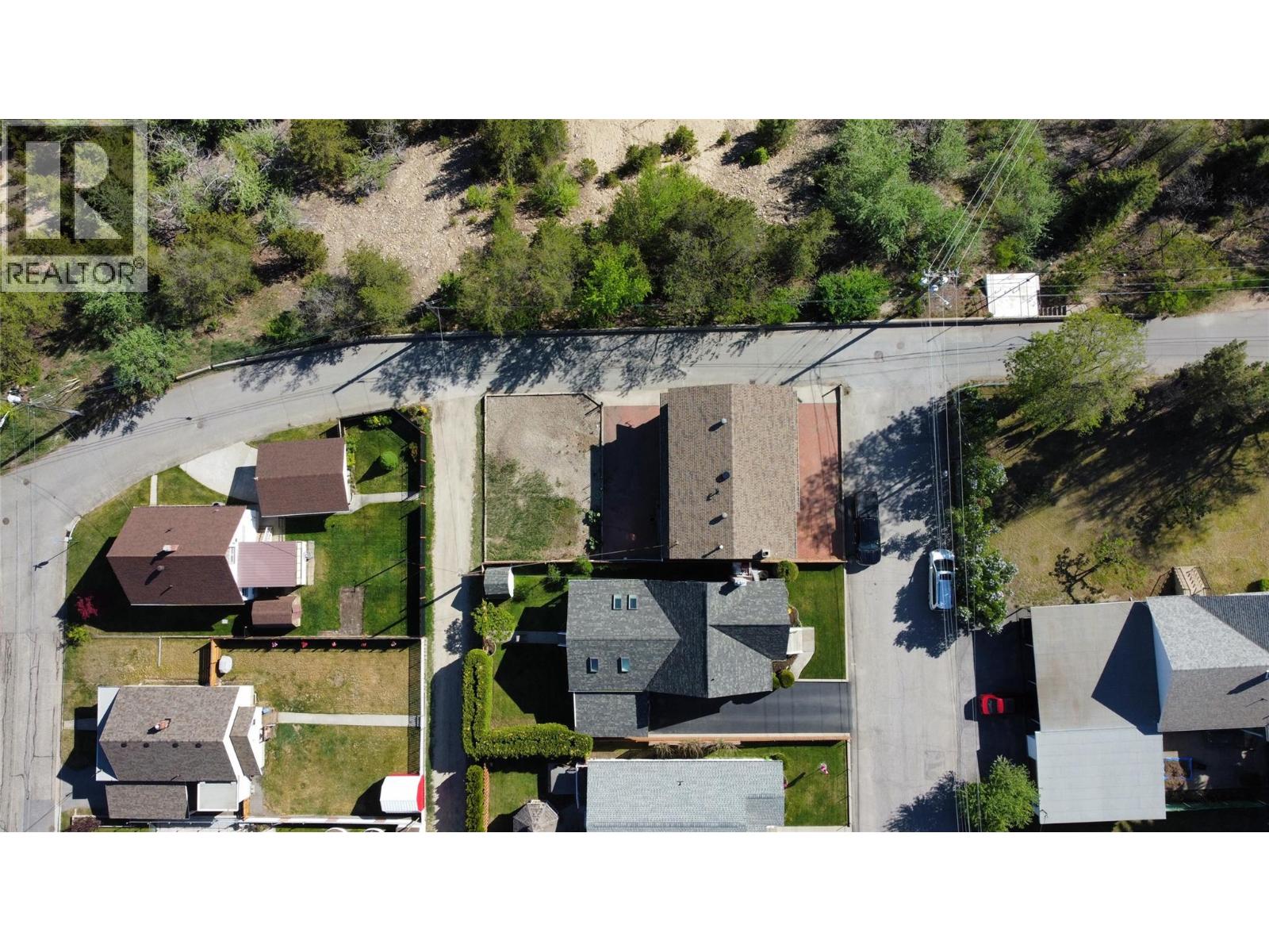 1610 Mcbride Street, Trail, British Columbia  V1R 2Z6 - Photo 17 - 10357895