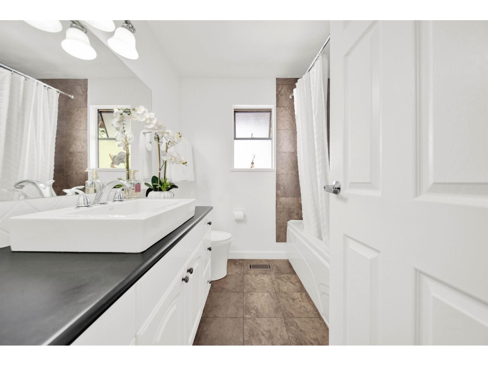 11473 Royal Crescent, Surrey, British Columbia  V3V 6V5 - Photo 22 - R3048919