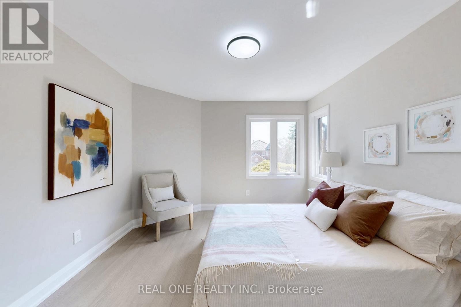 1417 Daniel Creek Road, Mississauga, Ontario  L5V 1T8 - Photo 43 - W12410307
