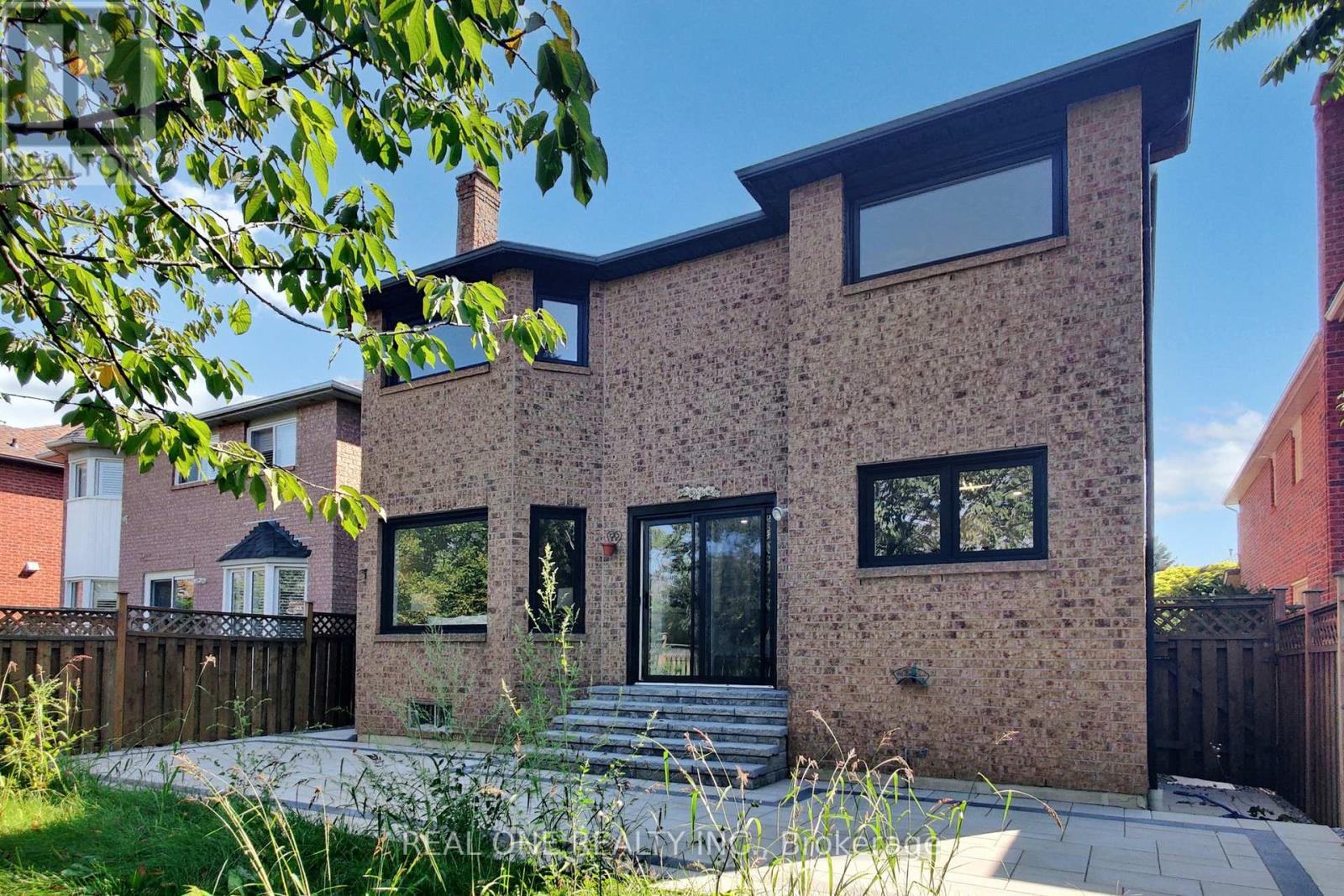 1417 Daniel Creek Road, Mississauga, Ontario  L5V 1T8 - Photo 49 - W12410307