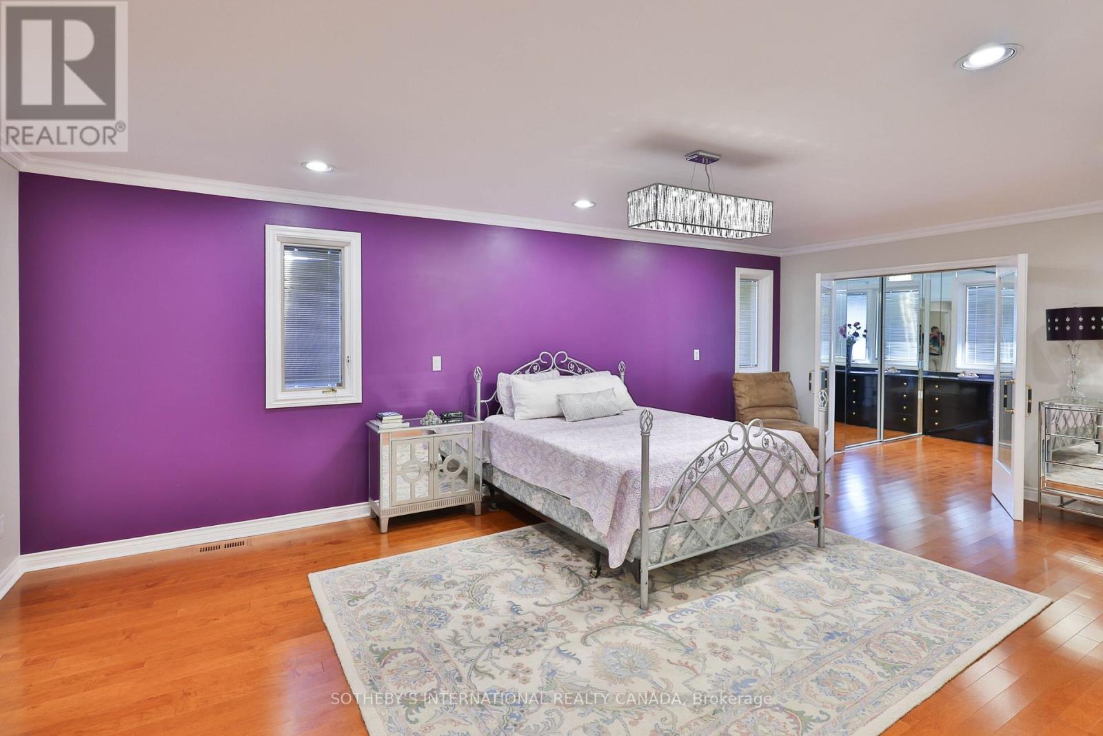 1070 Geran Crescent, Mississauga (Sheridan), Ontario  L5H 4A6 - Photo 21 - W12410359