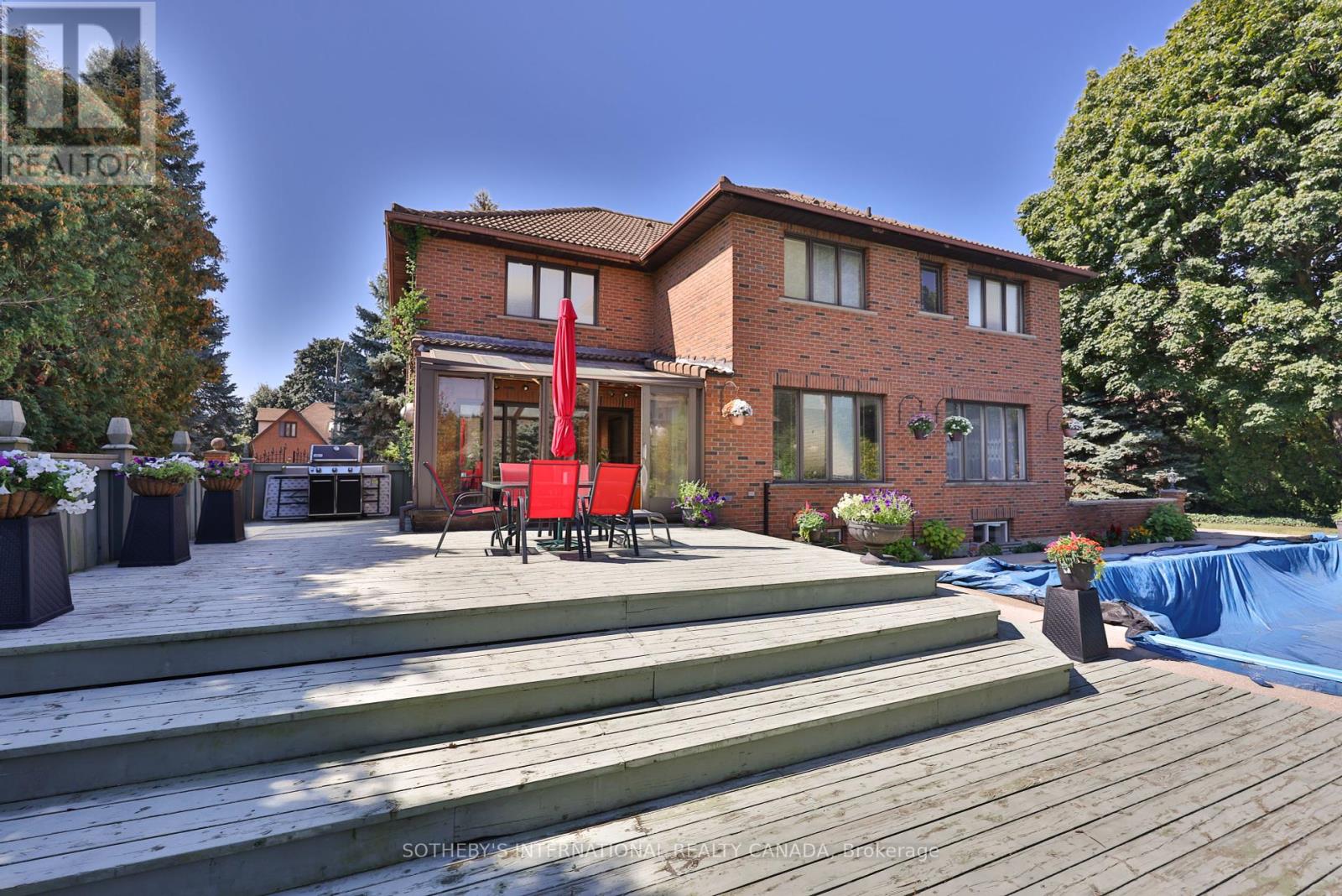 1070 Geran Crescent, Mississauga (Sheridan), Ontario  L5H 4A6 - Photo 38 - W12410359