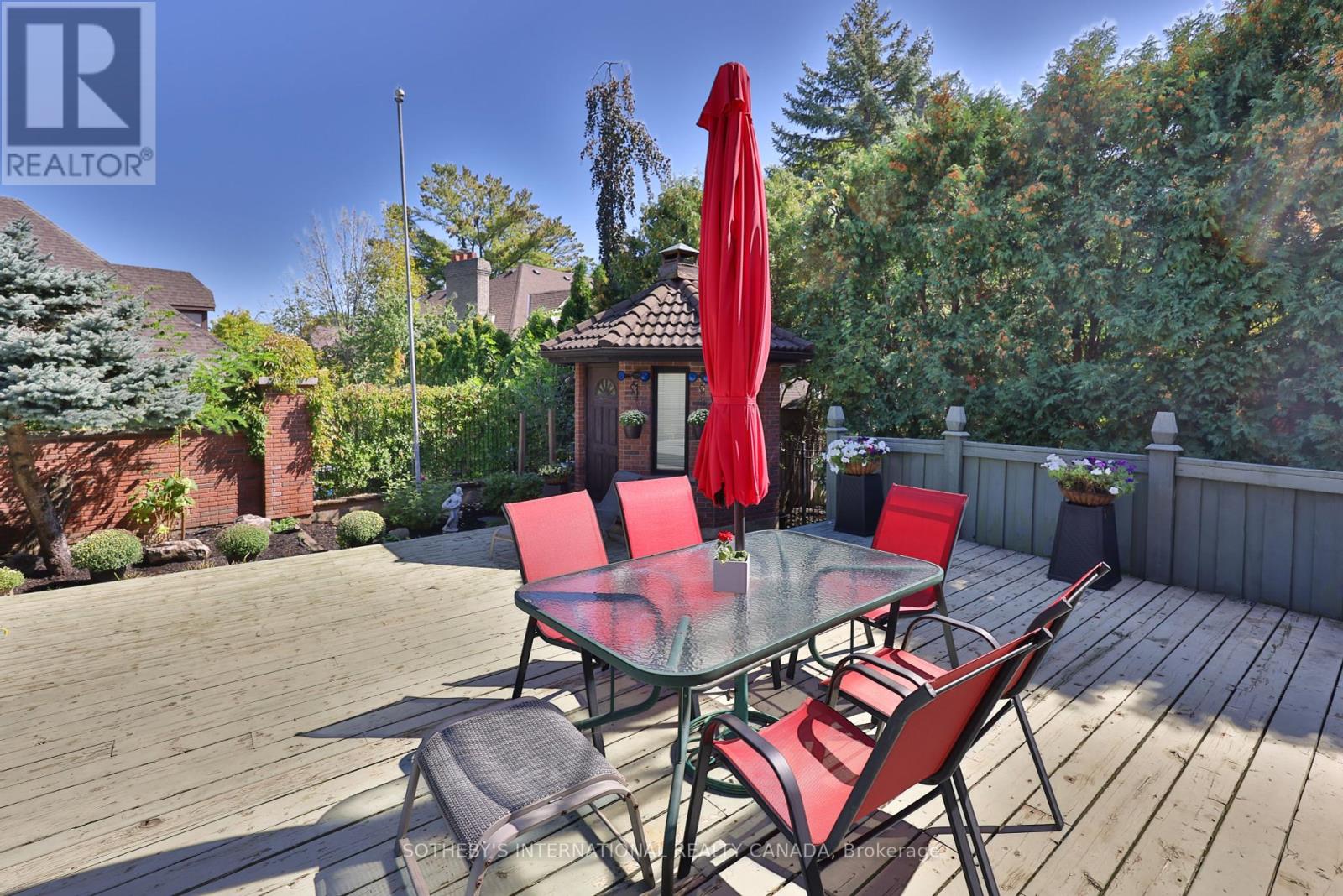 1070 Geran Crescent, Mississauga (Sheridan), Ontario  L5H 4A6 - Photo 39 - W12410359
