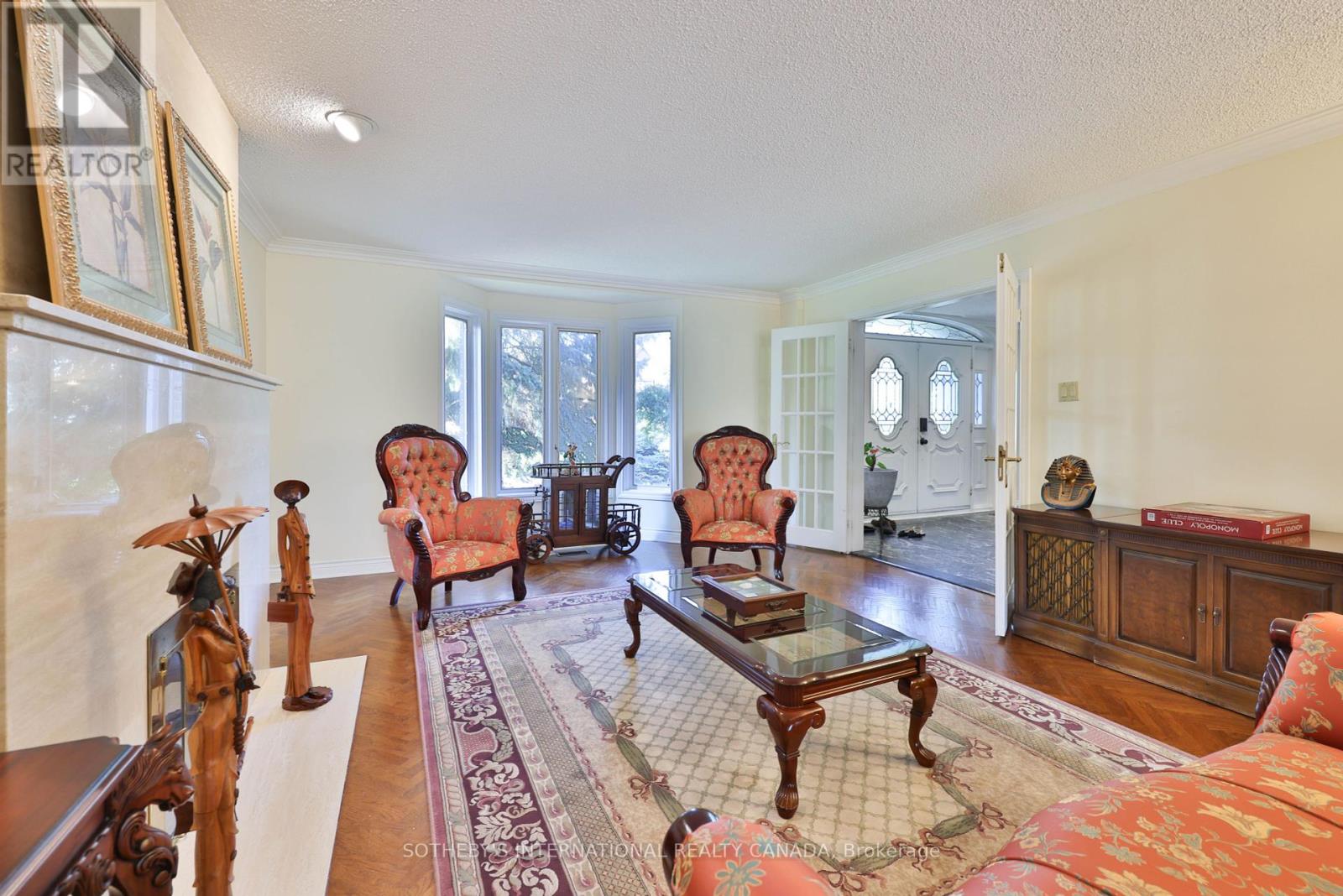 1070 Geran Crescent, Mississauga (Sheridan), Ontario  L5H 4A6 - Photo 9 - W12410359