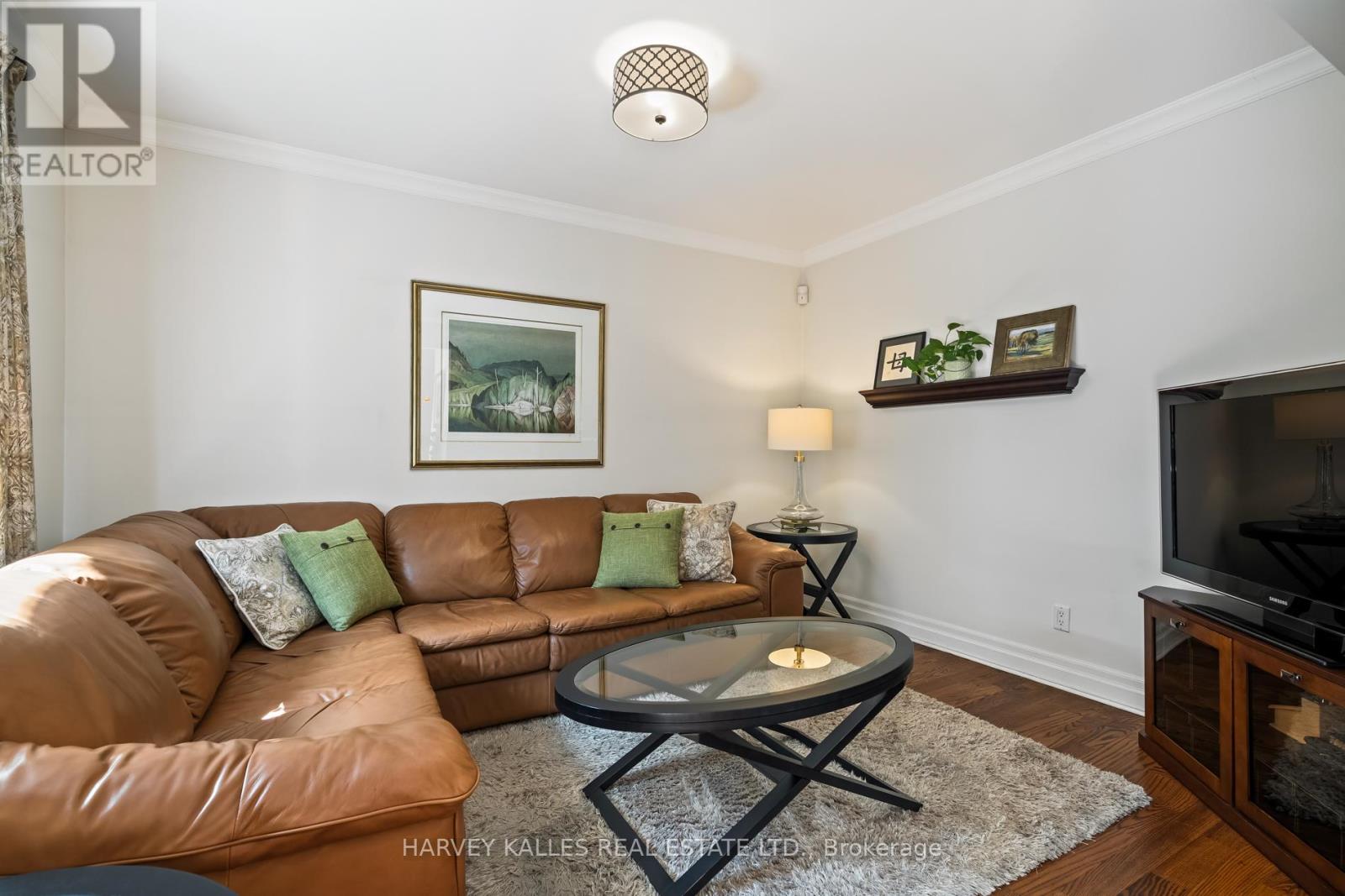 17 Elstree Road, Toronto, Ontario  M9A 3Y9 - Photo 22 - W12410366