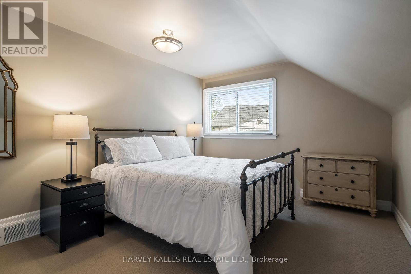 17 Elstree Road, Toronto, Ontario  M9A 3Y9 - Photo 33 - W12410366
