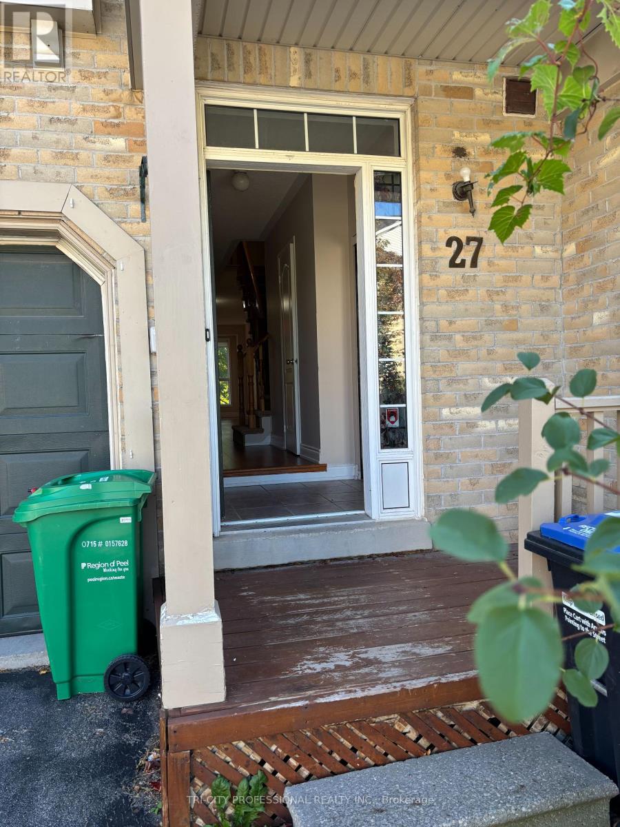 27 - 7284 Bellshire Gate, Mississauga, Ontario  L5N 8E3 - Photo 4 - W12410374