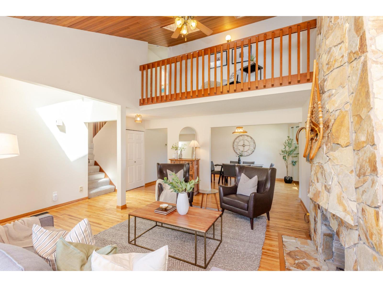 10758 Fraserglen Drive, Surrey, British Columbia  V4N 1Y3 - Photo 11 - R3049084