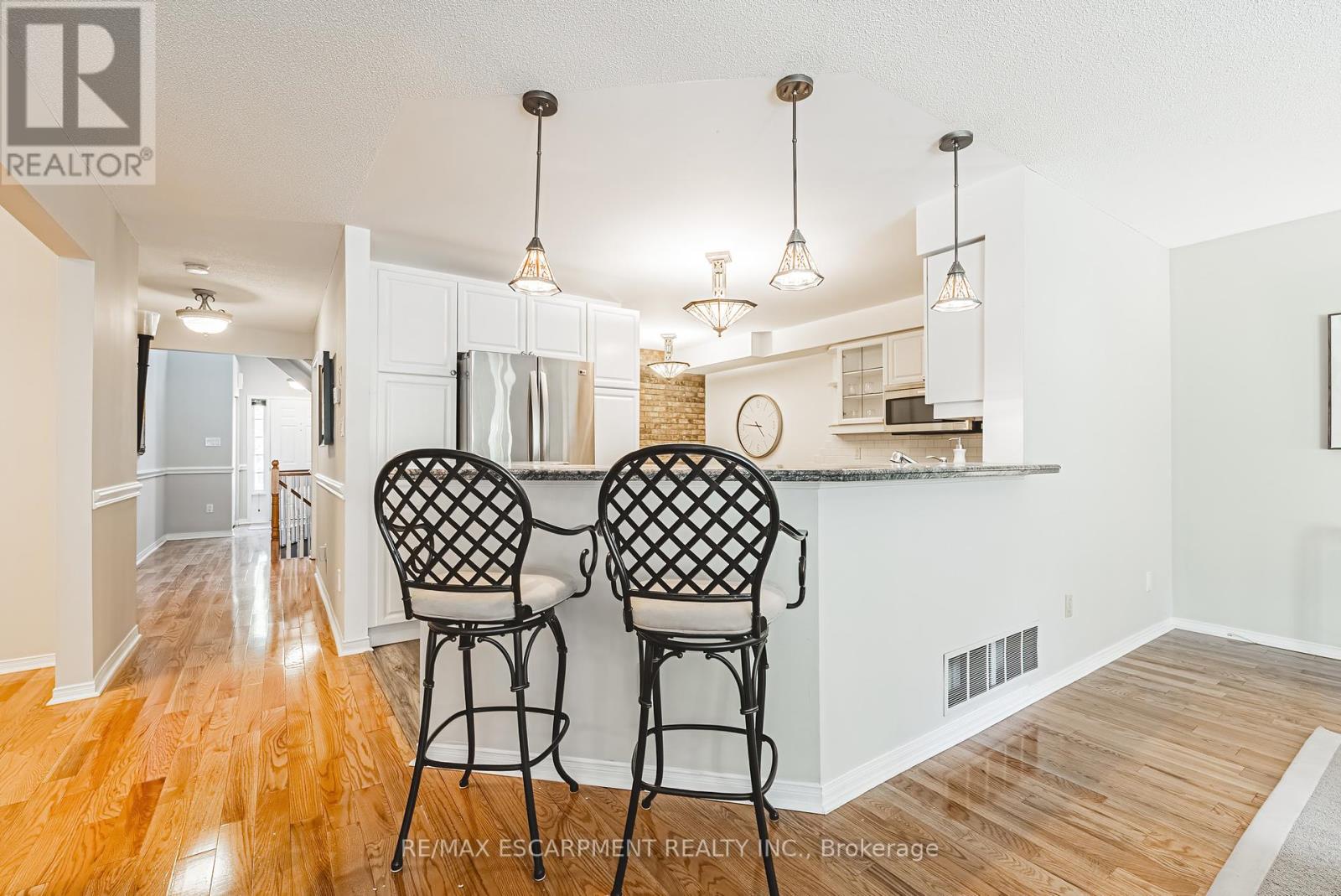 9 - 3333 New Street, Burlington, Ontario  L7N 1N1 - Photo 11 - W12410392