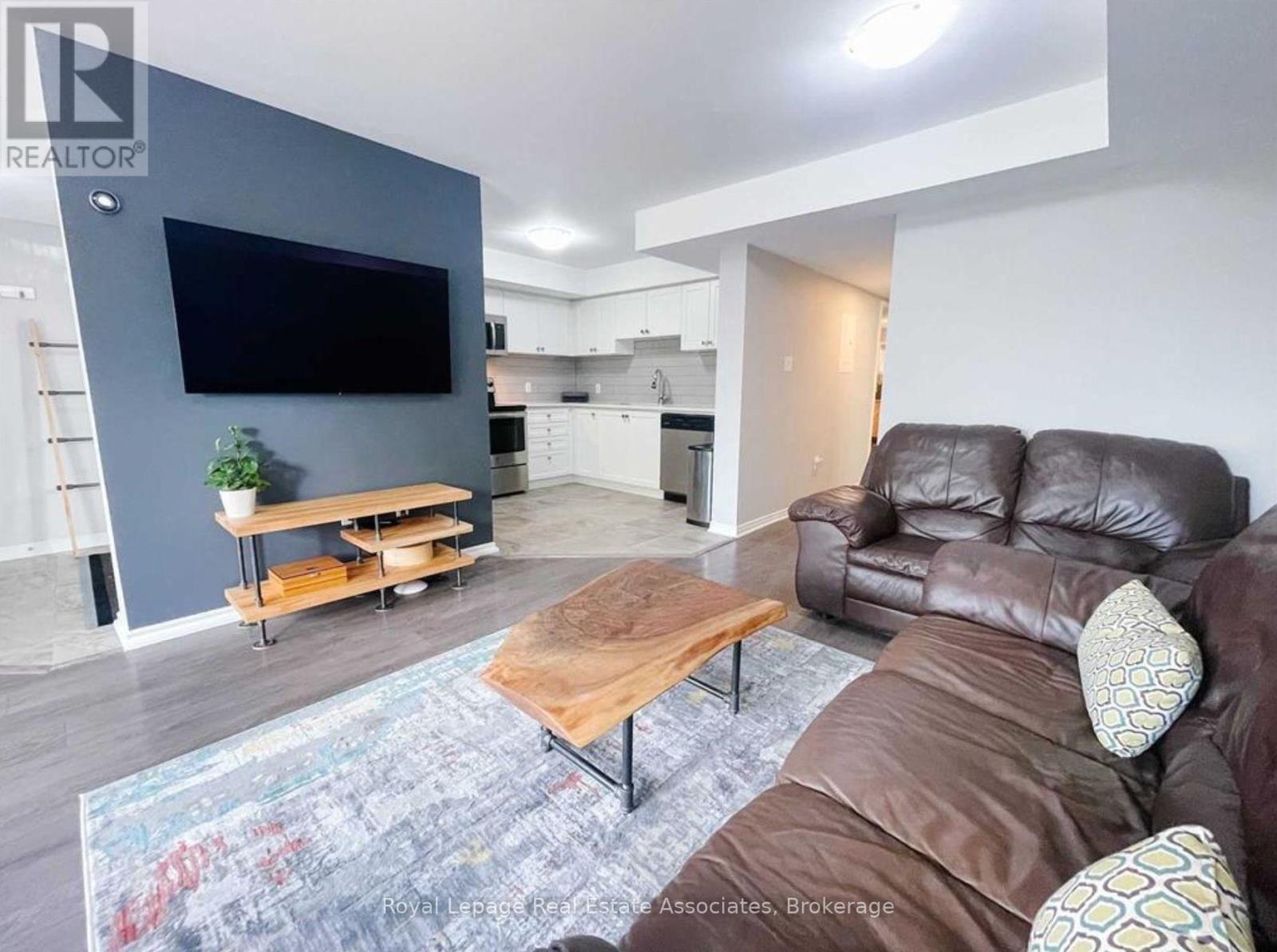 60 - 2441 Greenwich Drive, Oakville, Ontario  L6M 0S3 - Photo 6 - W12410421