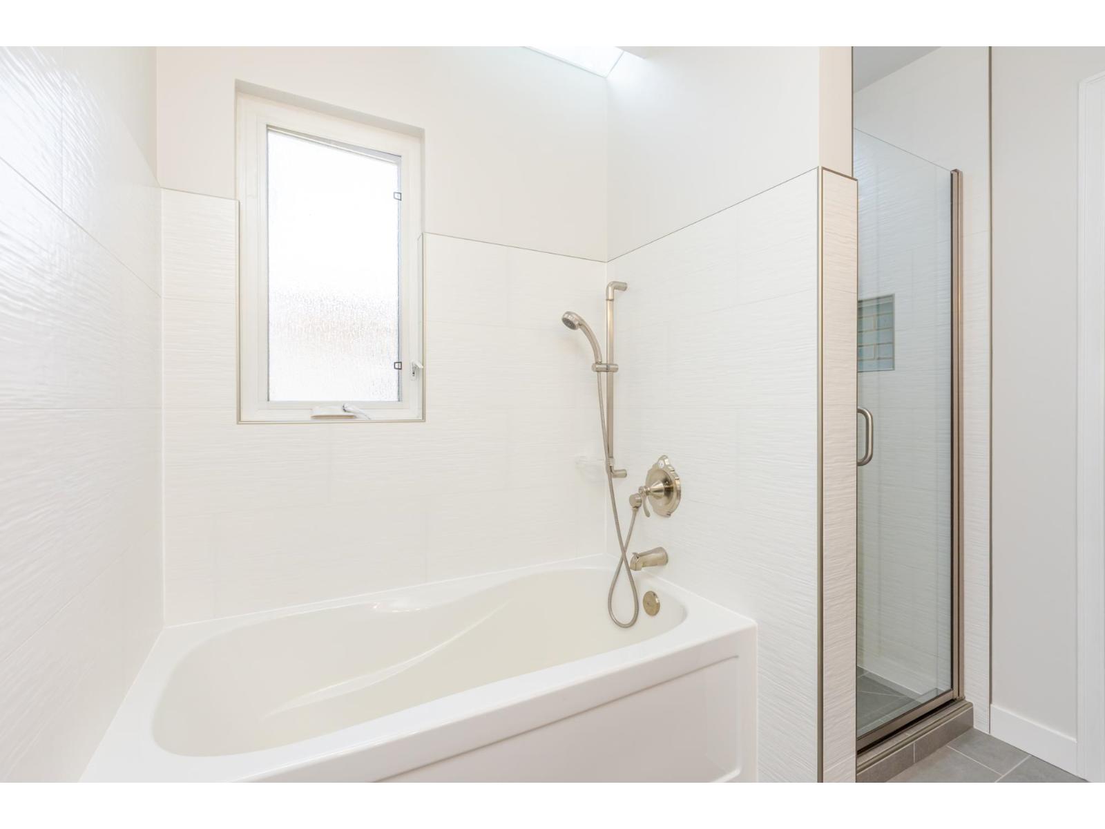 10758 Fraserglen Drive, Surrey, British Columbia  V4N 1Y3 - Photo 31 - R3049084