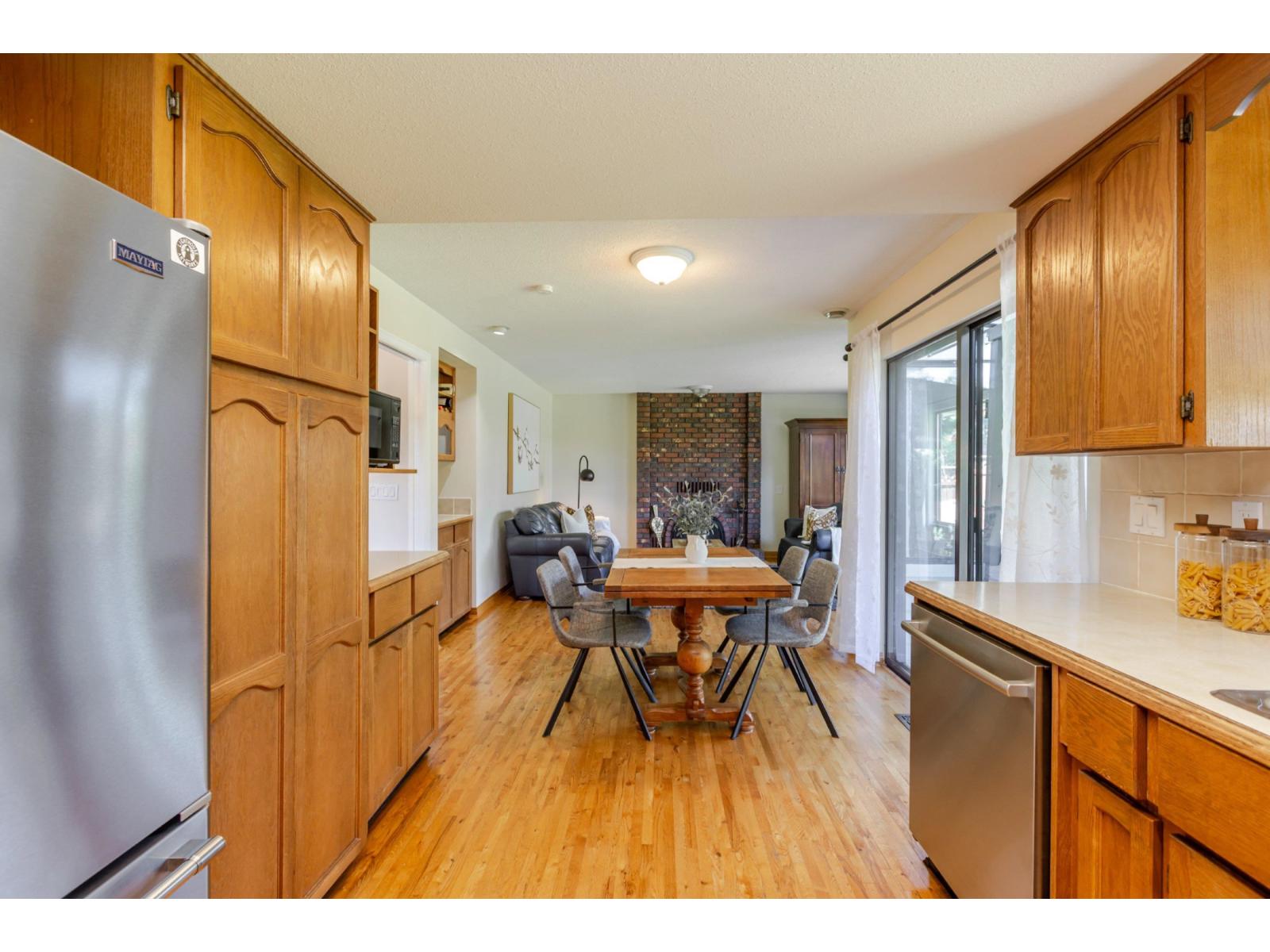 10758 Fraserglen Drive, Surrey, British Columbia  V4N 1Y3 - Photo 19 - R3049084