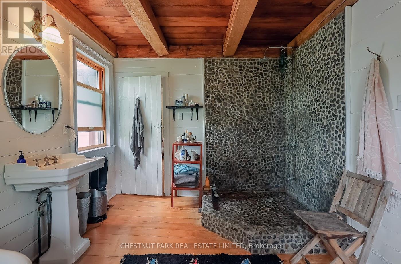 1 Station Road, Prince Edward County, Ontario  K0K 1J0 - Photo 33 - X12410477