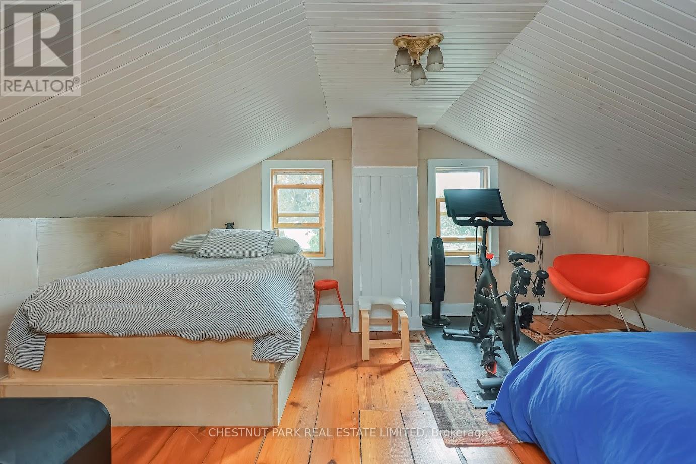 1 Station Road, Prince Edward County, Ontario  K0K 1J0 - Photo 36 - X12410477