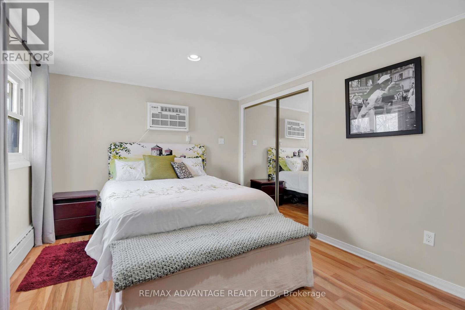 2678 Dorchester Road, Thames Centre, Ontario  N0L 1G5 - Photo 16 - X12410462