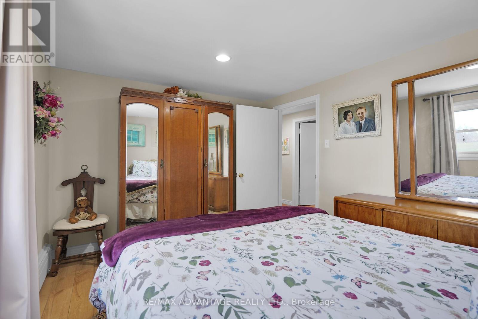 2678 Dorchester Road, Thames Centre, Ontario  N0L 1G5 - Photo 19 - X12410462