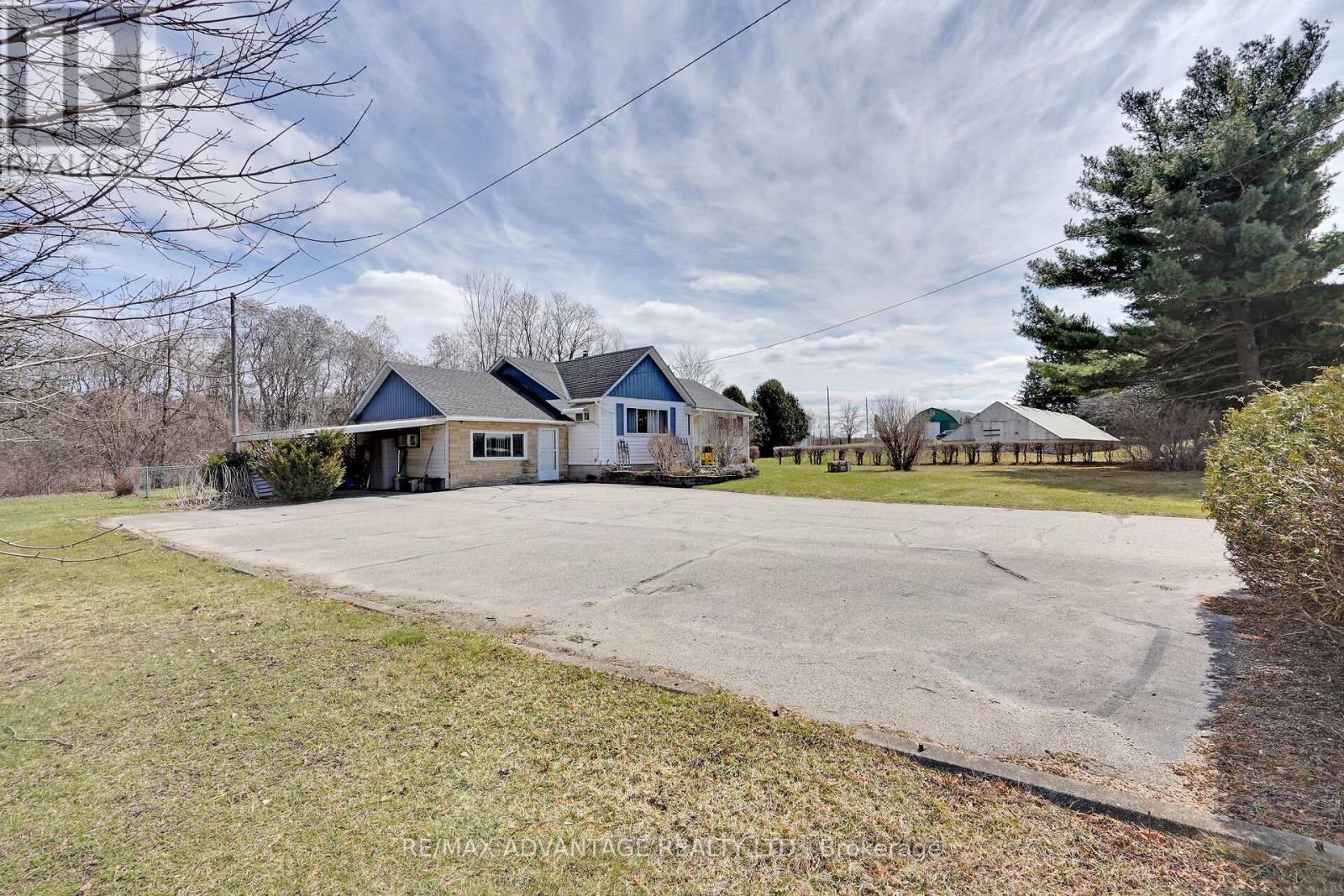 2678 Dorchester Road, Thames Centre, Ontario  N0L 1G5 - Photo 46 - X12410462