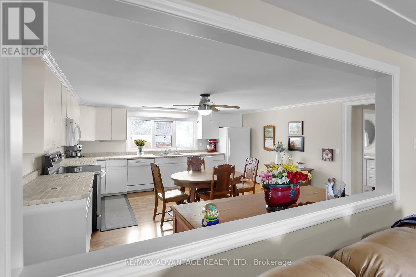 2678 Dorchester Road, Thames Centre, Ontario  N0L 1G5 - Photo 6 - X12410462