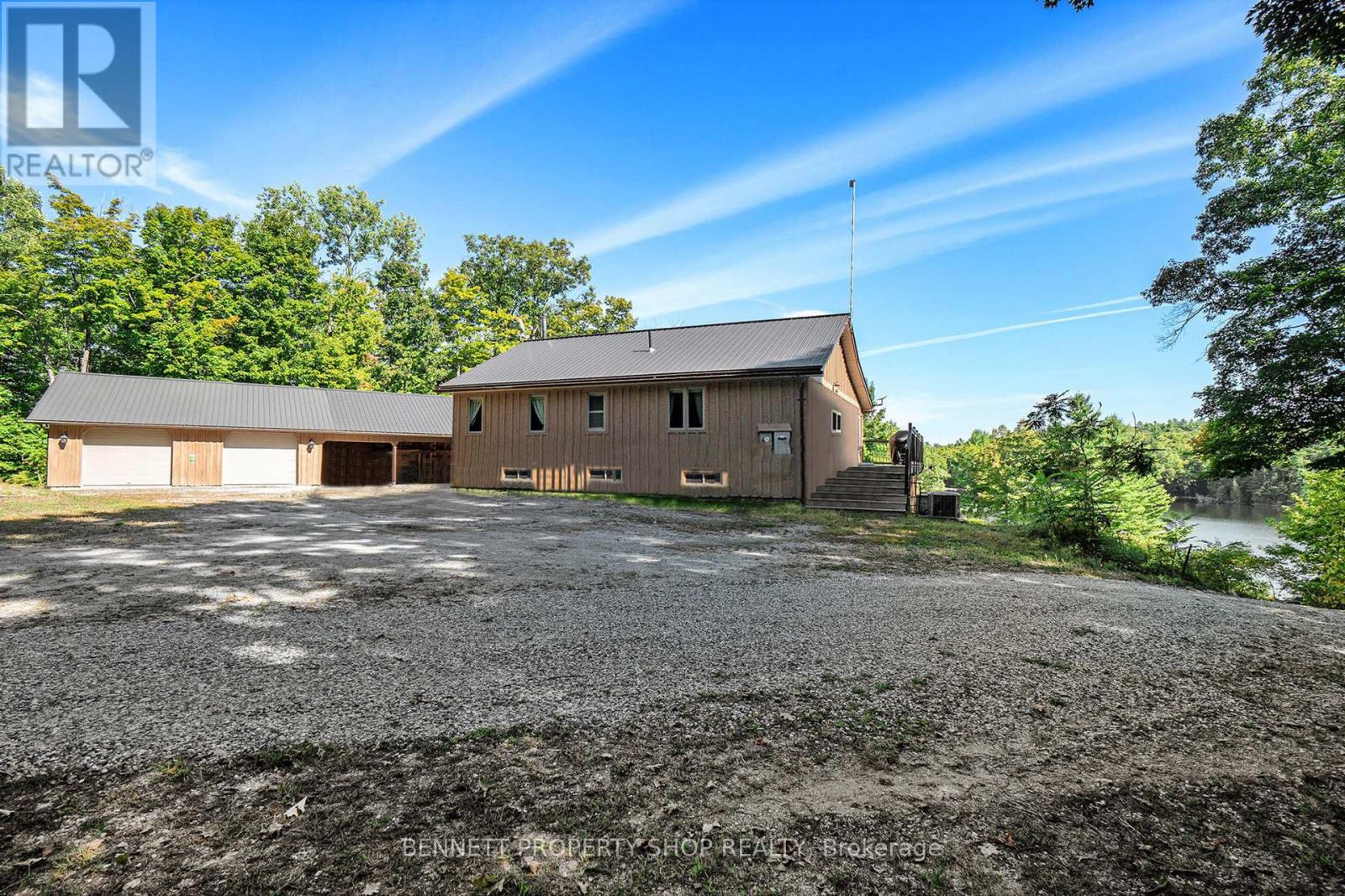 250 Horne Lake Road, Lanark Highlands, Ontario  K0G 1K0 - Photo 15 - X12410467