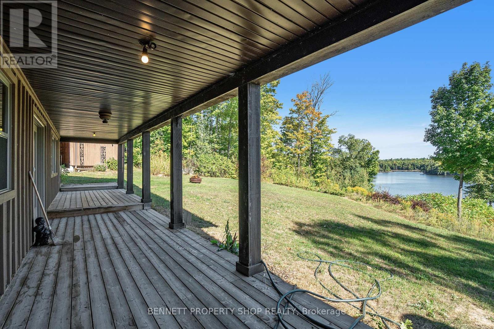 250 Horne Lake Road, Lanark Highlands, Ontario  K0G 1K0 - Photo 3 - X12410467