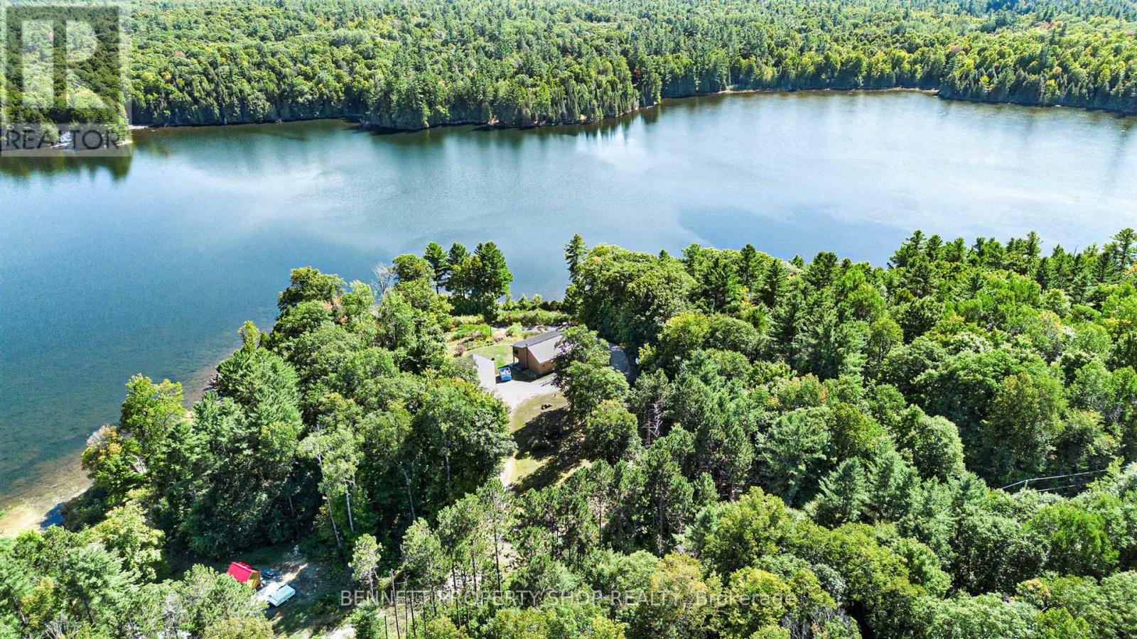 250 Horne Lake Road, Lanark Highlands, Ontario  K0G 1K0 - Photo 4 - X12410467